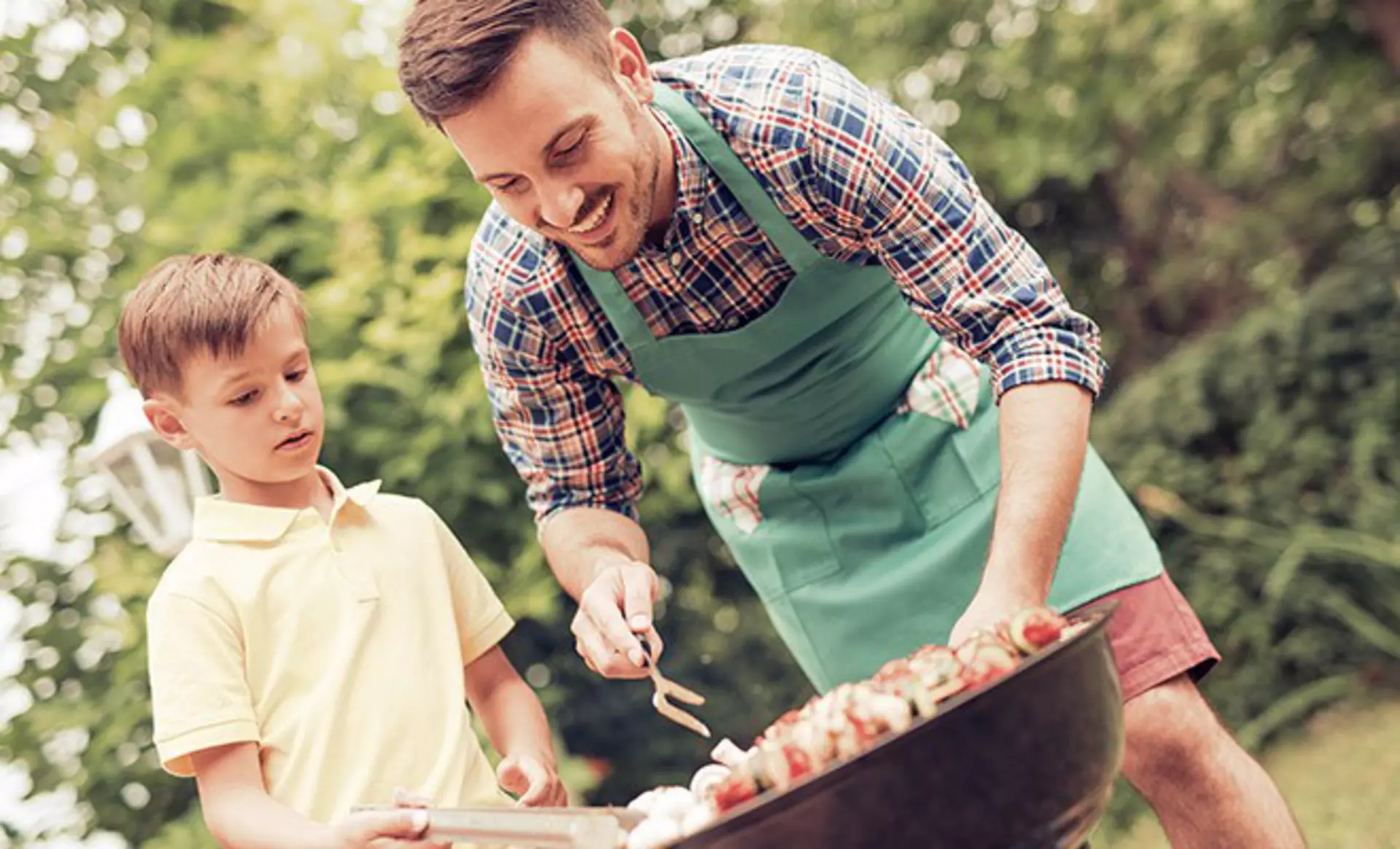 Für den Chef am Grill - Geschenkideen zum Vatertag von Möbel Inhofer