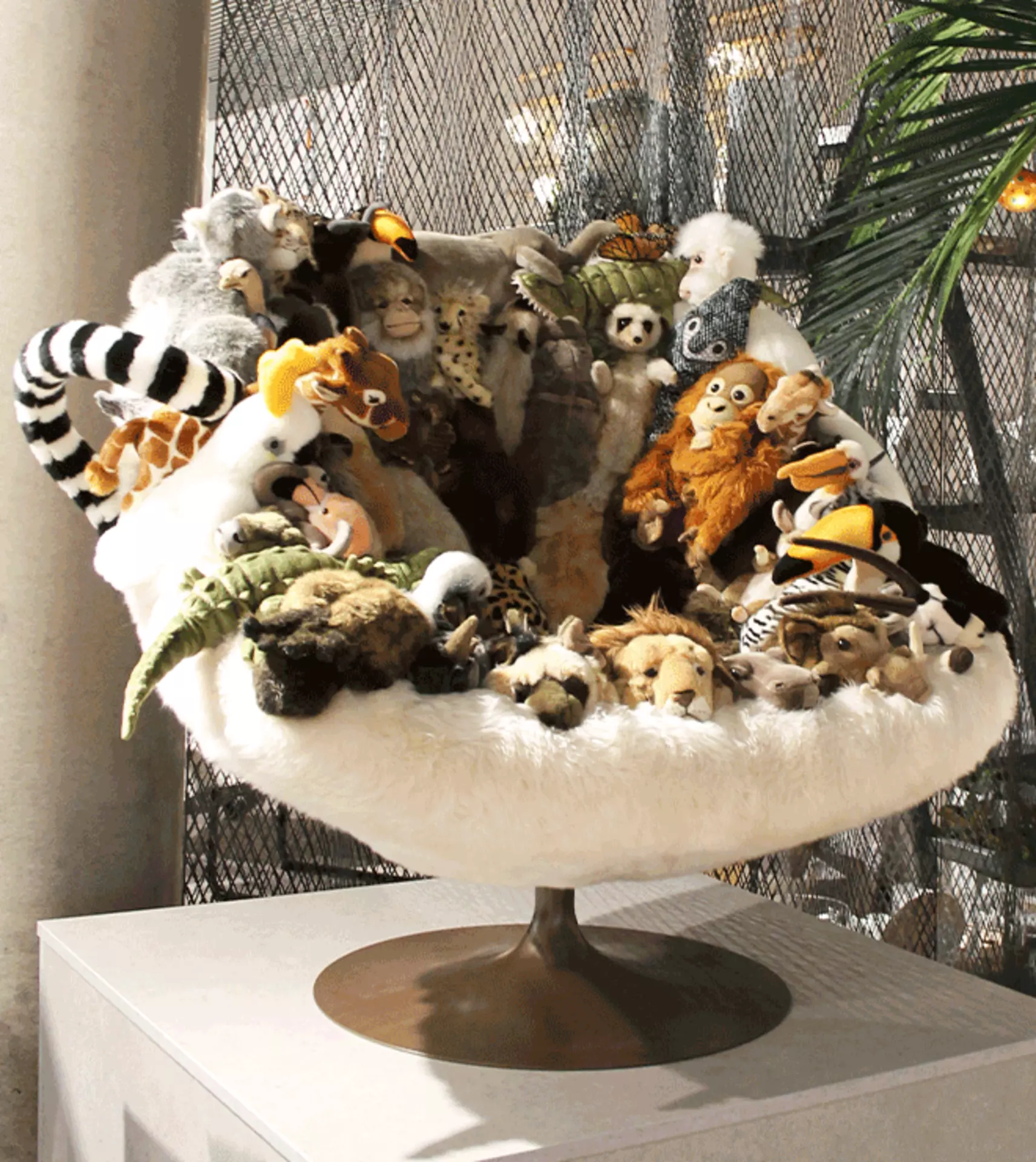 Sessel mit exotischen Tieren von AP Collection