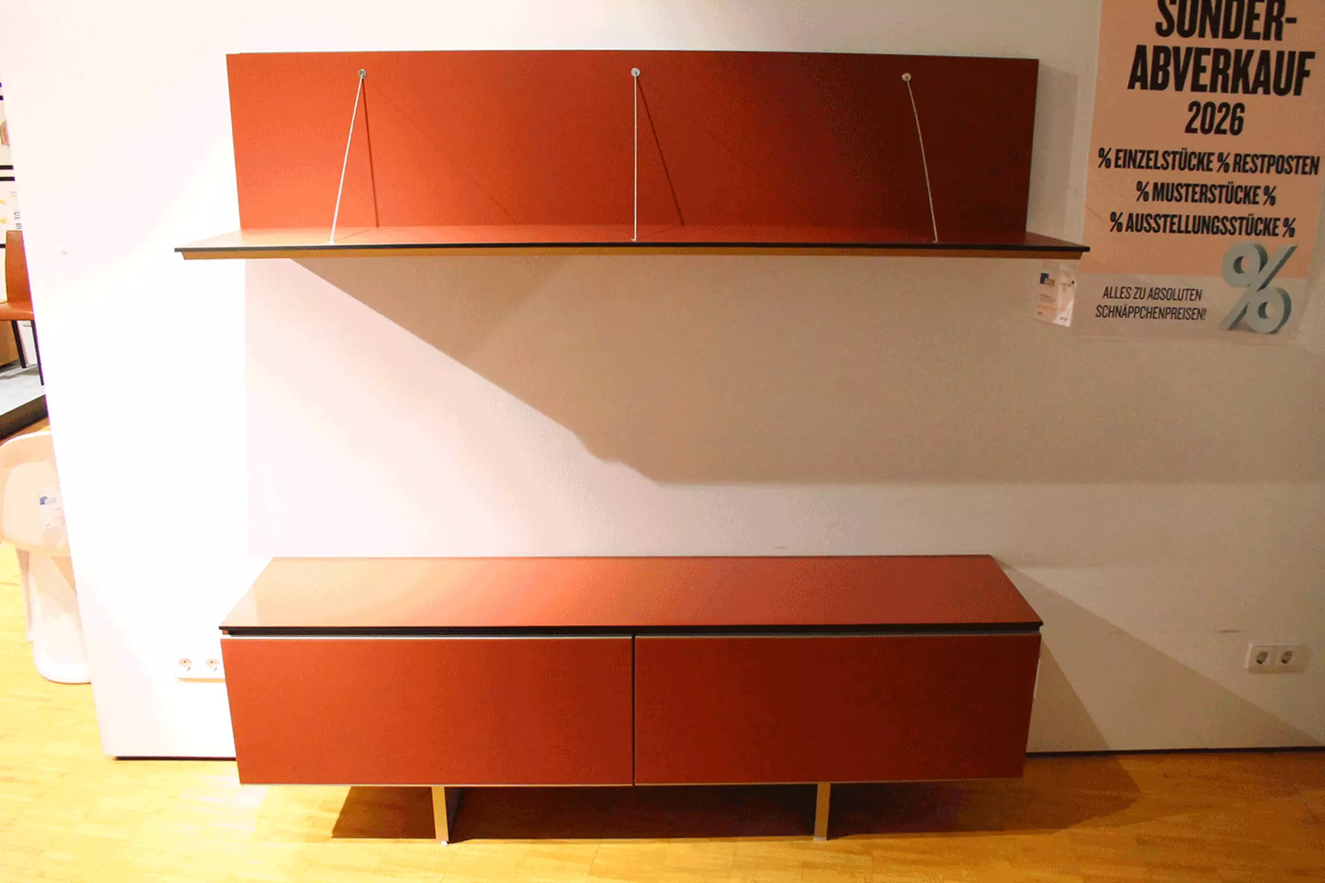 PAB Wandregal und Sideboard von B&B Italia