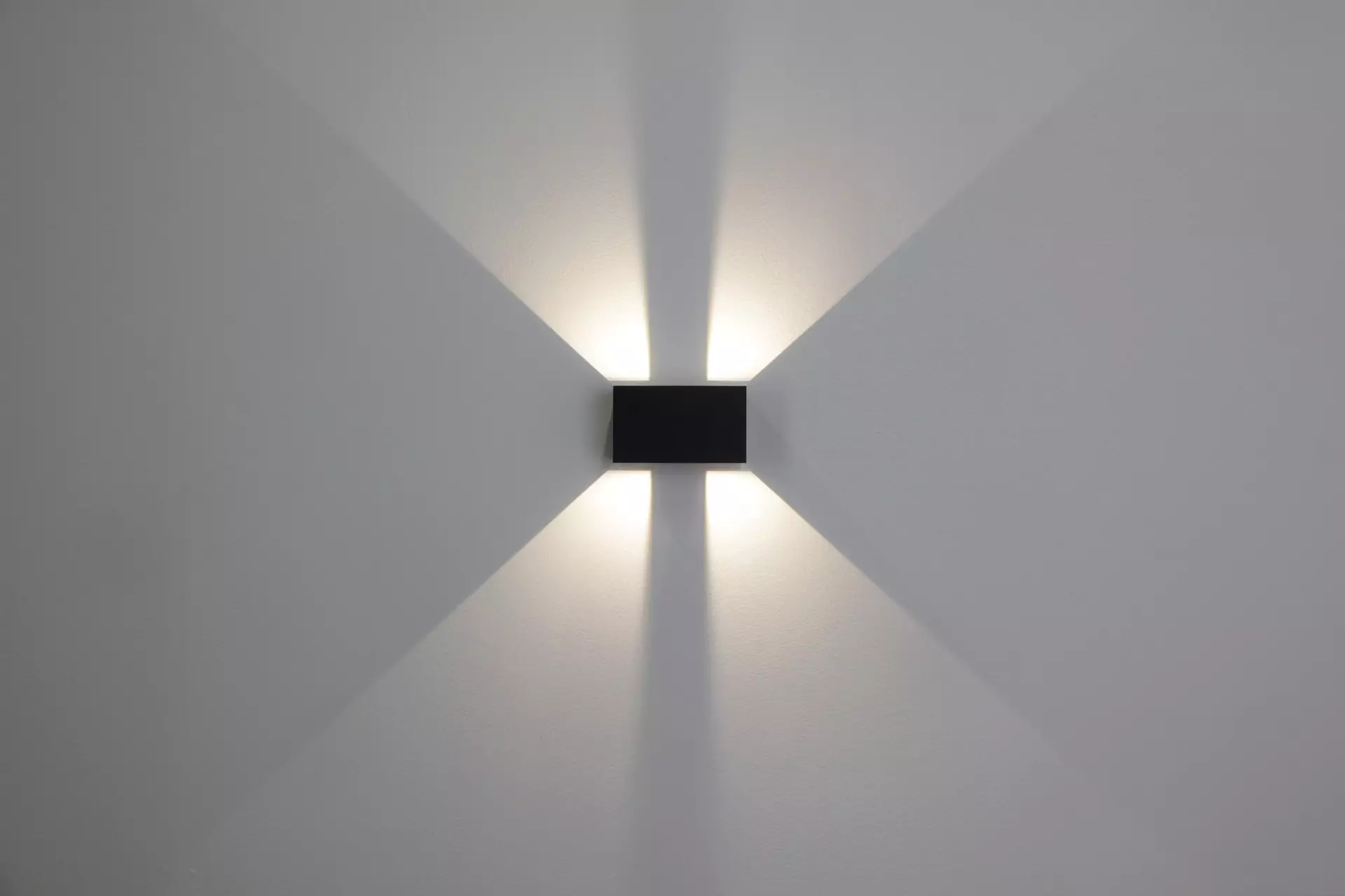 Wand-Aussenleuchte DAKAR Eco-Light Metall 10 x 10 x 17 cm