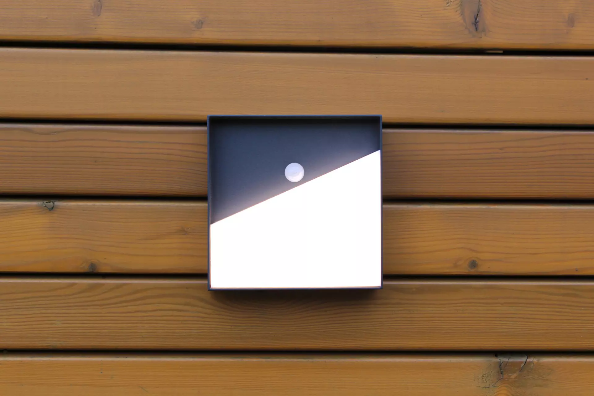 Wand-Aussenleuchte MEG Eco-Light Metall 15 x 4 x 15 cm