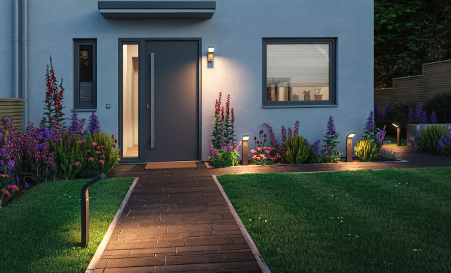 Die Paulmann Kulma Außenleuchten zur perfekten Ausleuchtung Ihrer Gartenwege wie auf diesem Bild zu sehen.