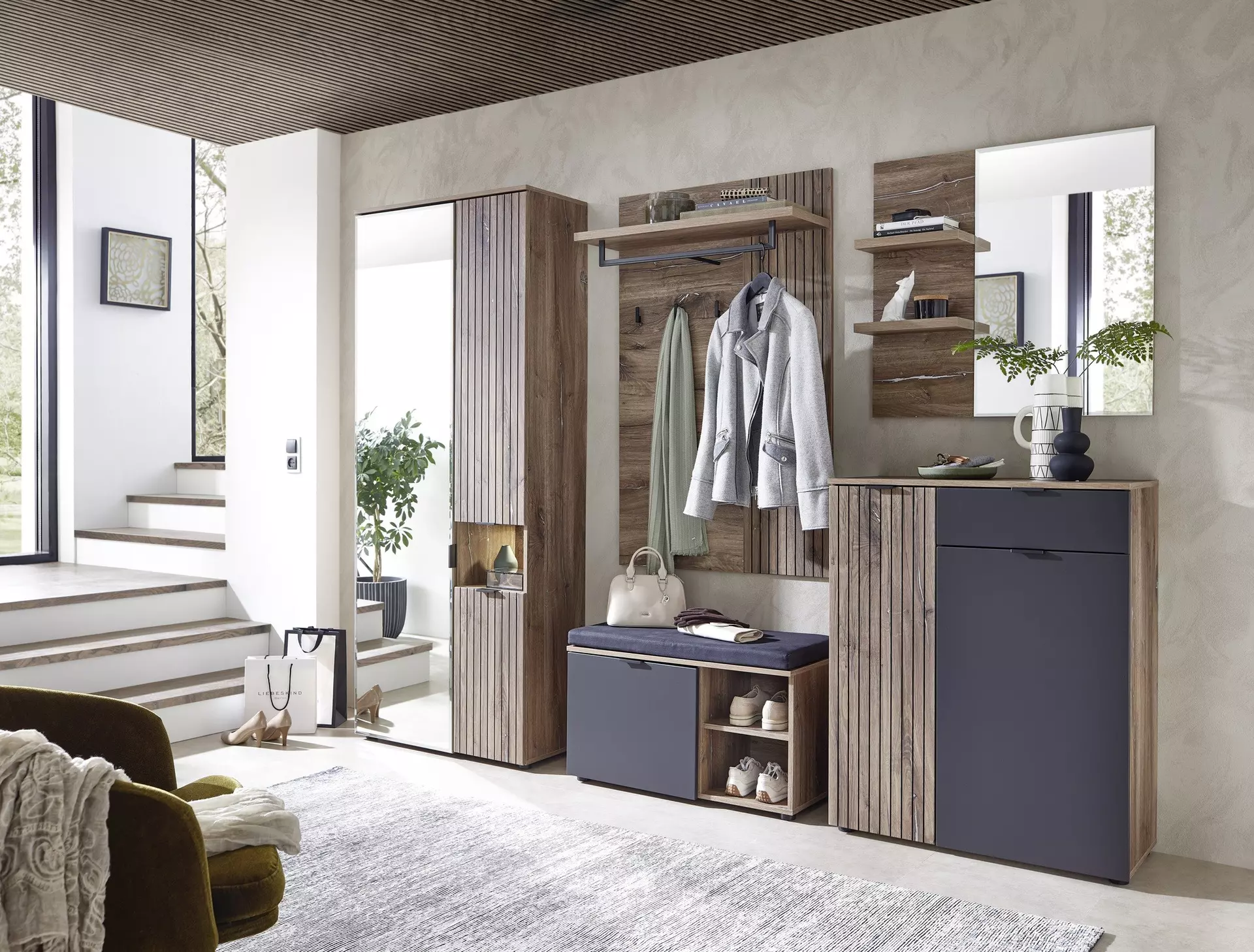 Garderobenkombination LINEA inDoor Holzwerkstoff 38 x 204 x 266 cm