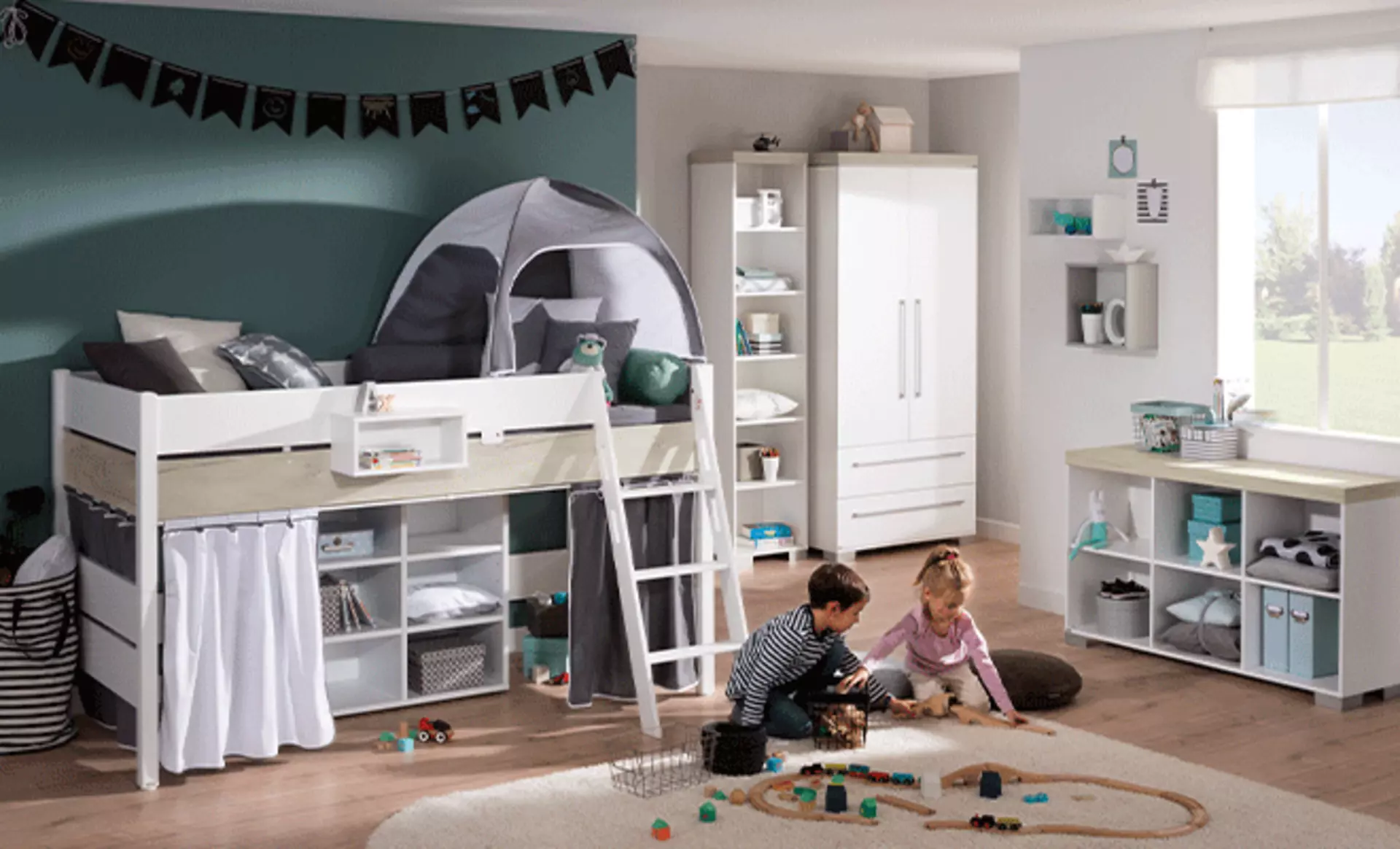 Hochbett mit Stauraum