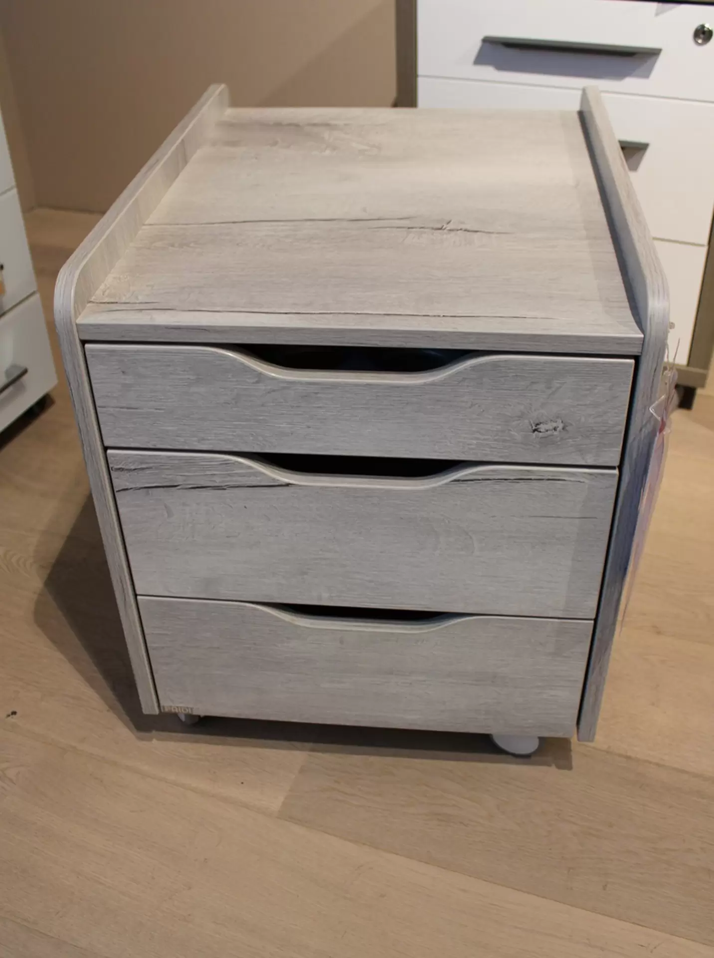 Rollcontainer Diego von Paidi in grau aus Holz
