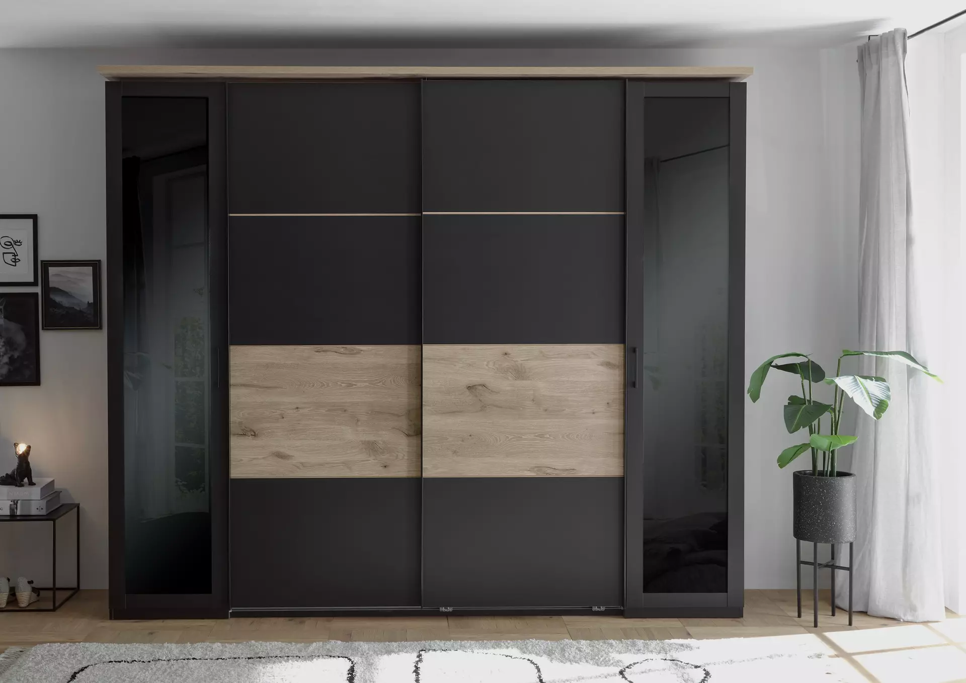 Kleiderschrank