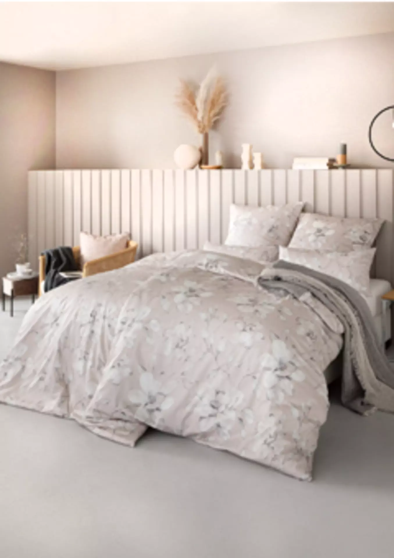 Bettwäsche in natürlichen Farben und aus natürlichen Materialien für das Schlafzimmer im Nude-Look