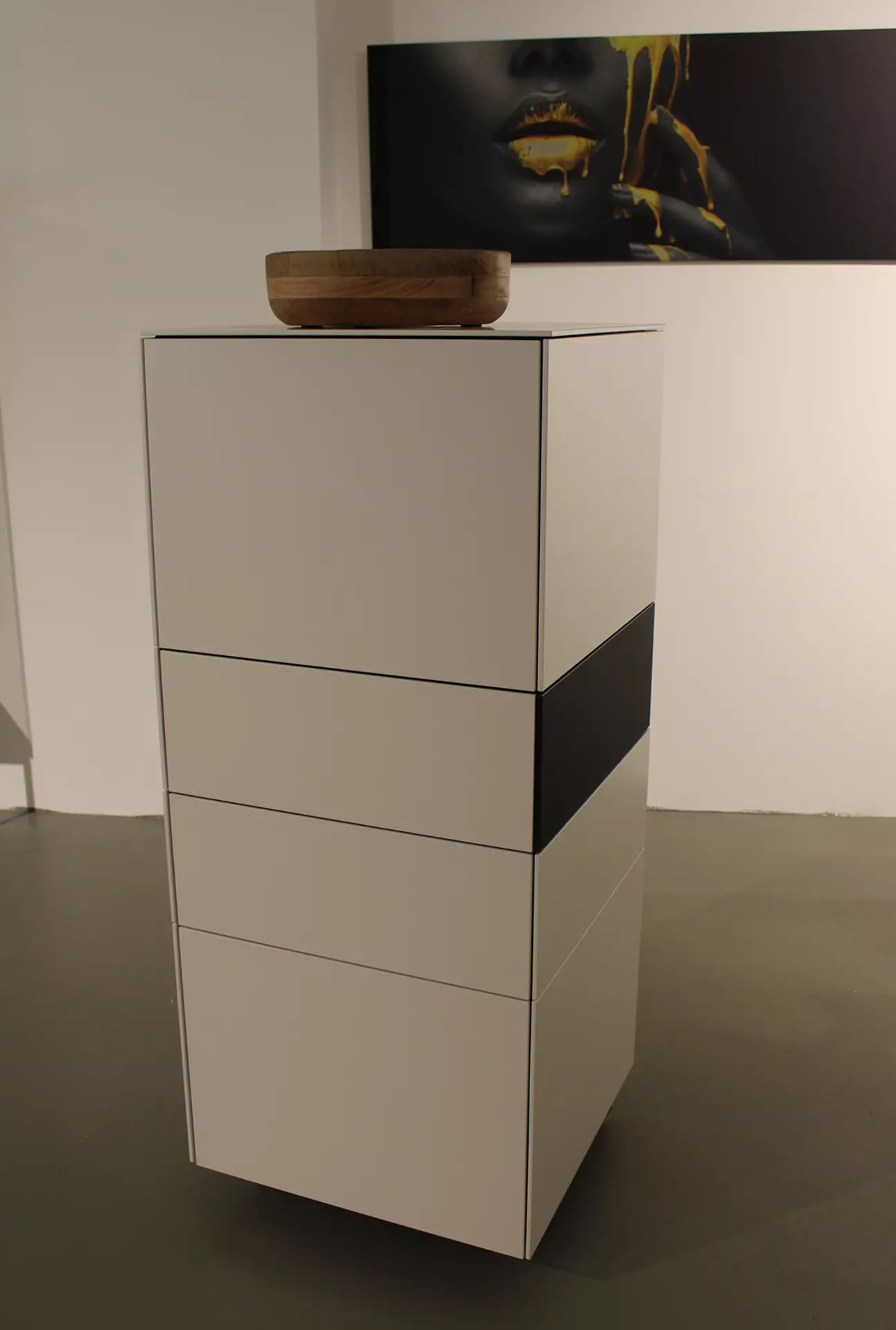 Kommode drehbar SOLO Lack weiss