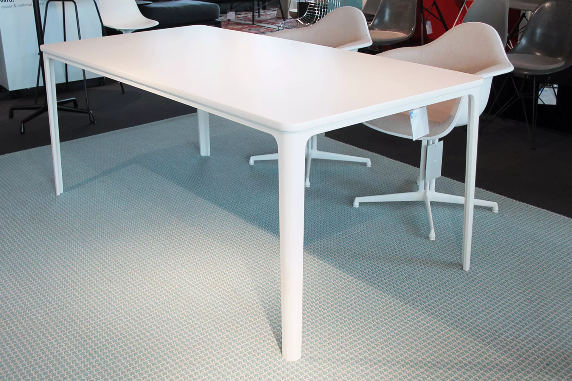 Der Plate Dining Tisch von oben
