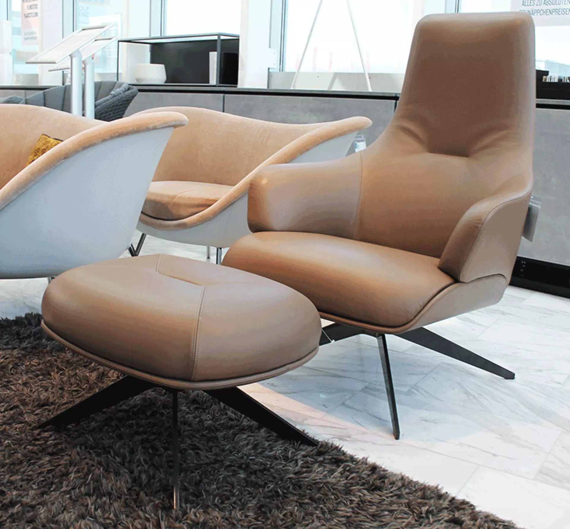 KENSINGTON Sessel mit Hocker Molteni&C 