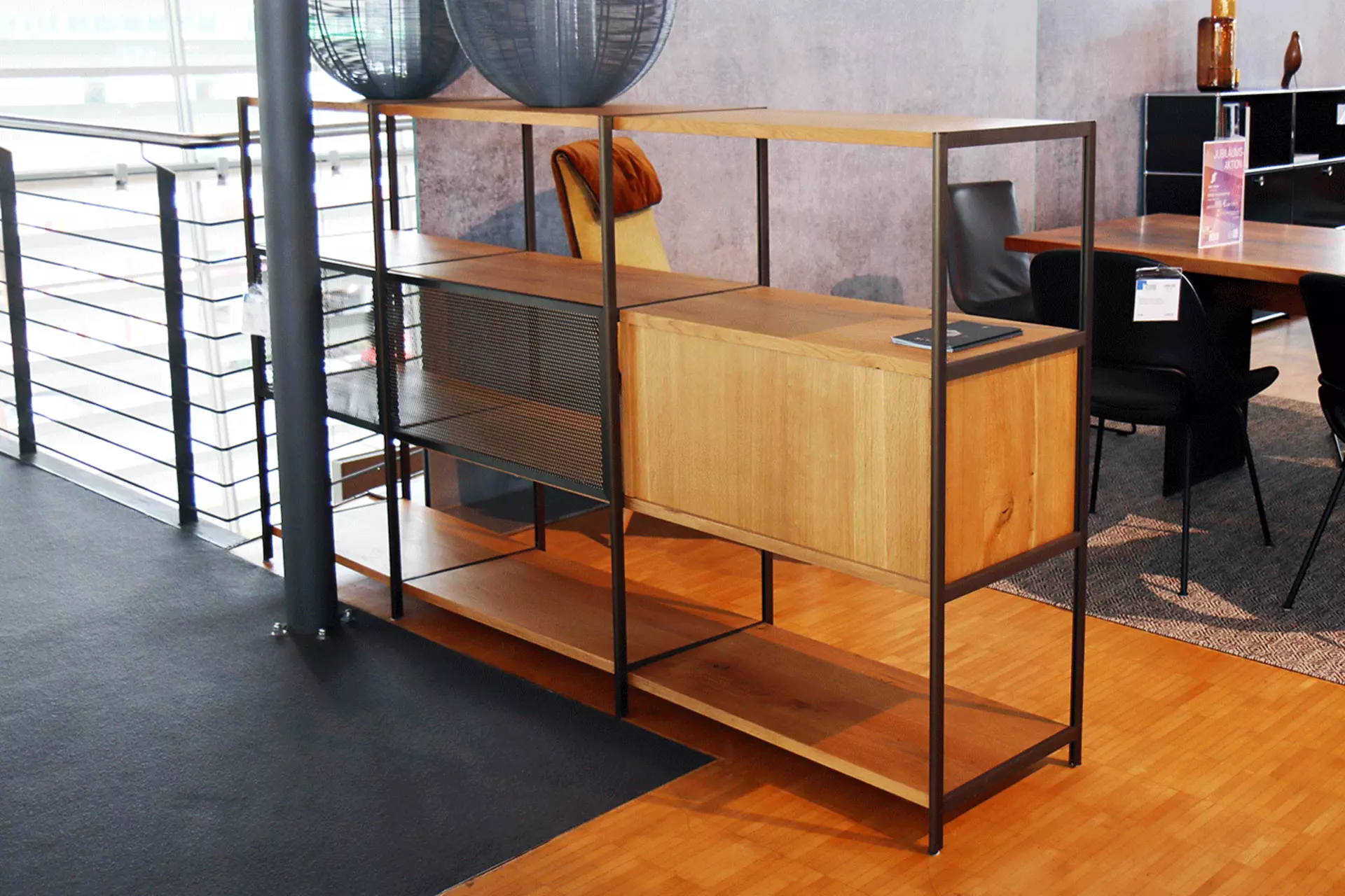Janua BC06 Regalsystem bei interni by inhofer