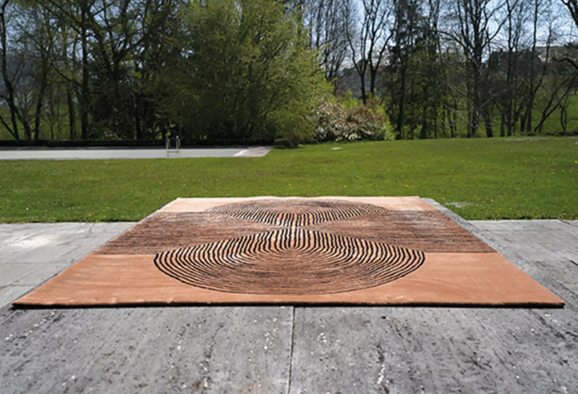 Edle Designs - nachhaltige Produktion: die Teppiche aus der BENU sea Kollektion von Christian Fischbacher