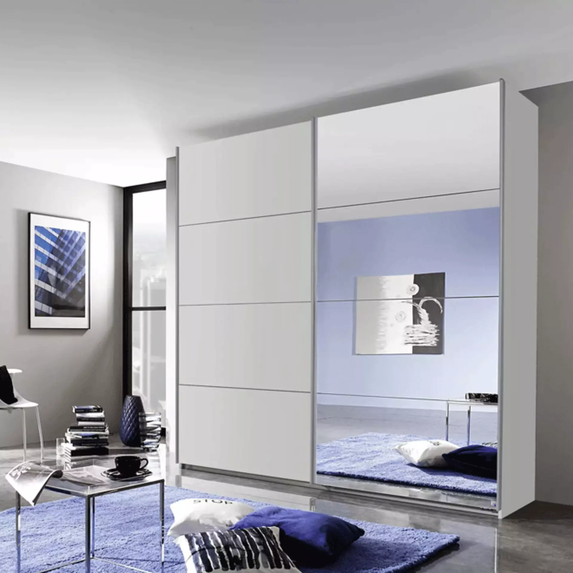 Großzügiger Schwebetürenschrank von rauch ORANGE