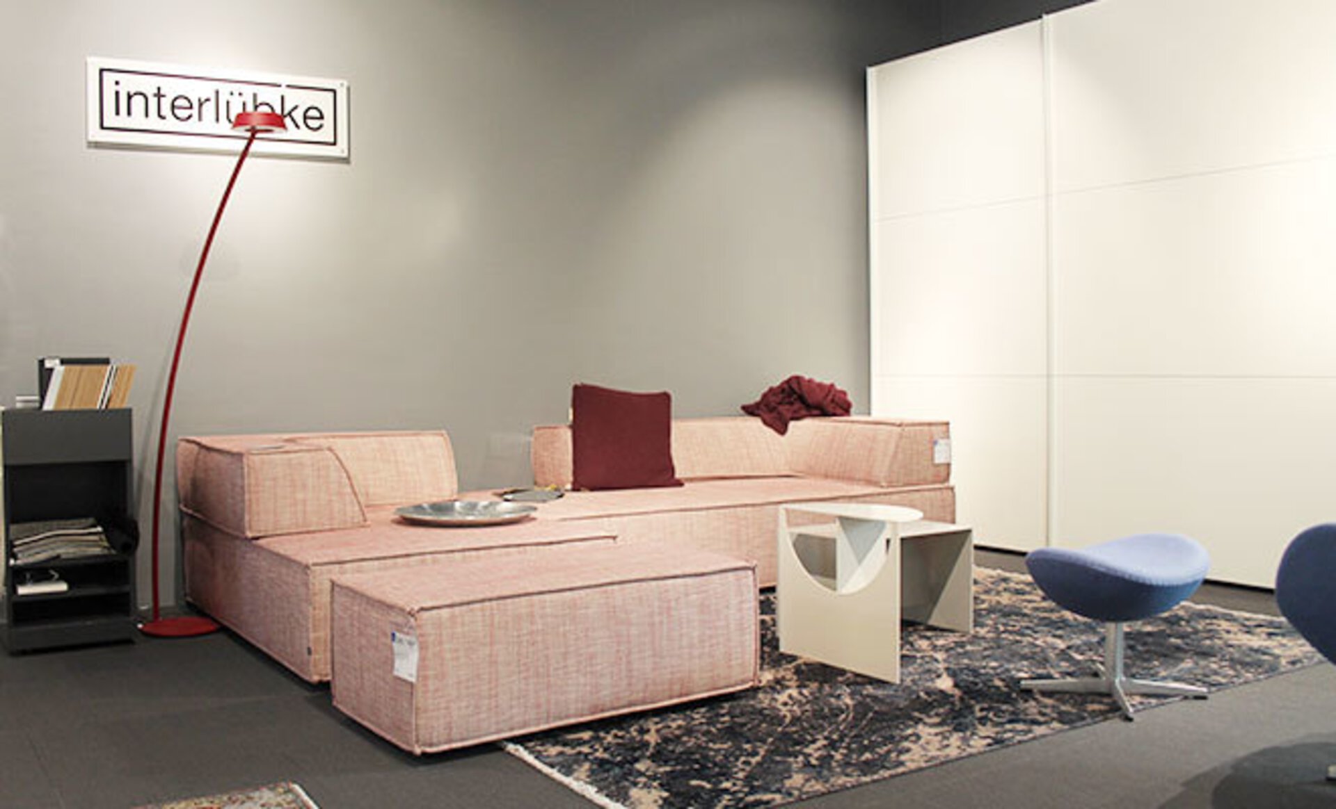 Designer Sofakombination von Interlübke in der Ausstellung von intern iby inhofer