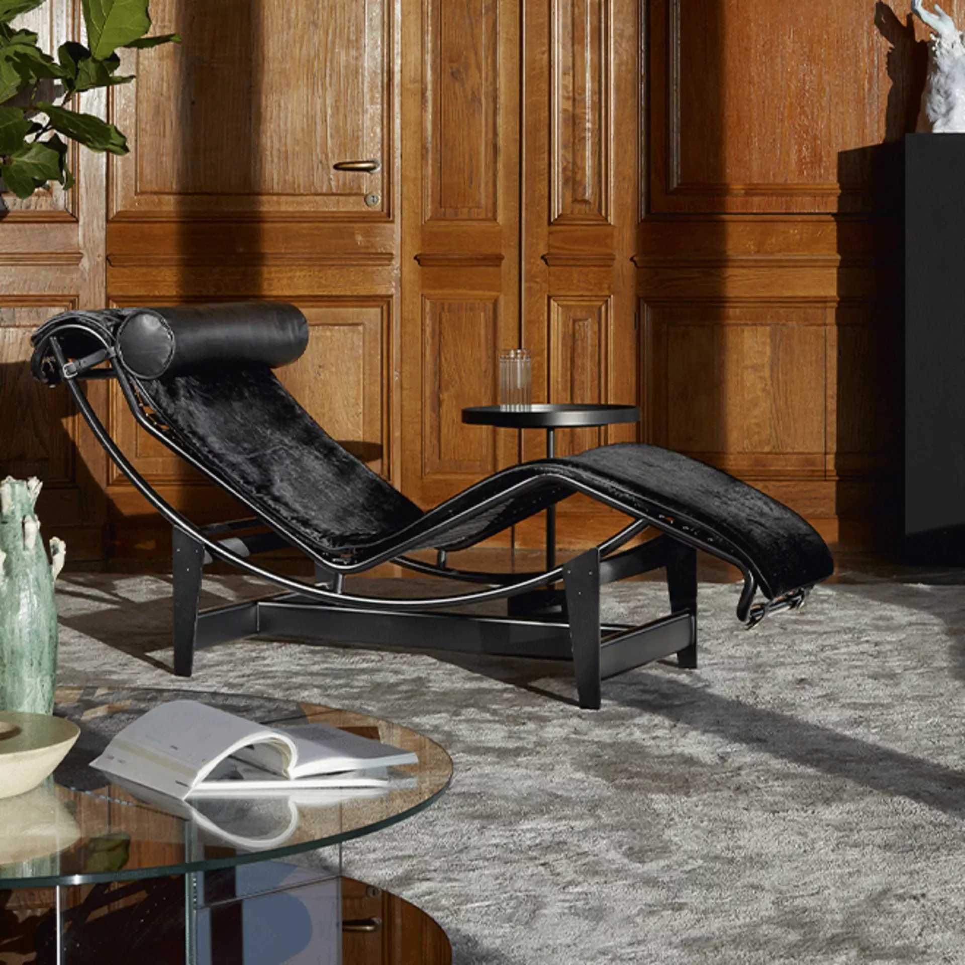 Die Cassina LC4 Liege in Schwarz