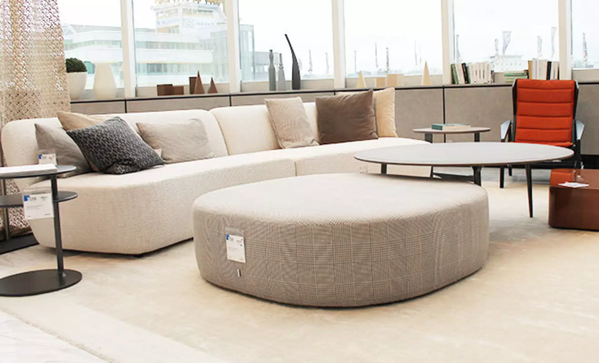 Designer Sofa von Moltei & C bei interni by inhofer