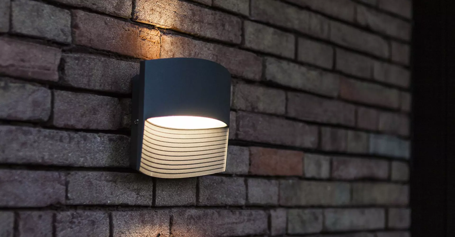 Wand-Aussenleuchte LOTUS Eco-Light Metall 6 x 14 x 18 cm