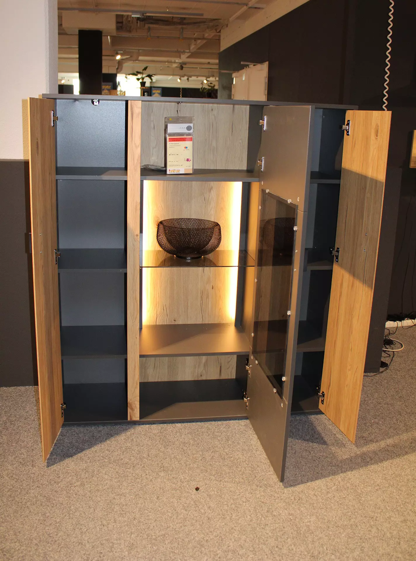 Highboard BUTERA geöffnet