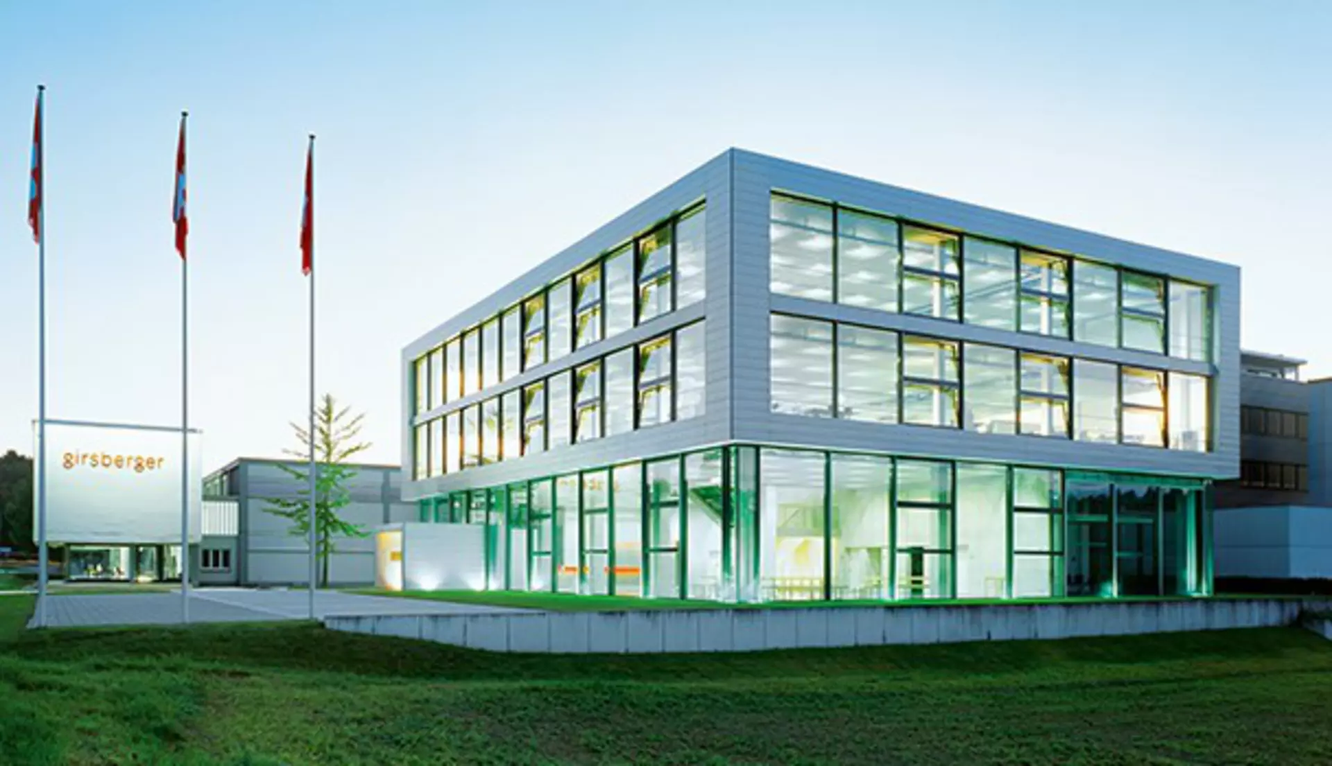 Der moderne Hauptsitz des Schweizer Familienunternehmens Girsberger
