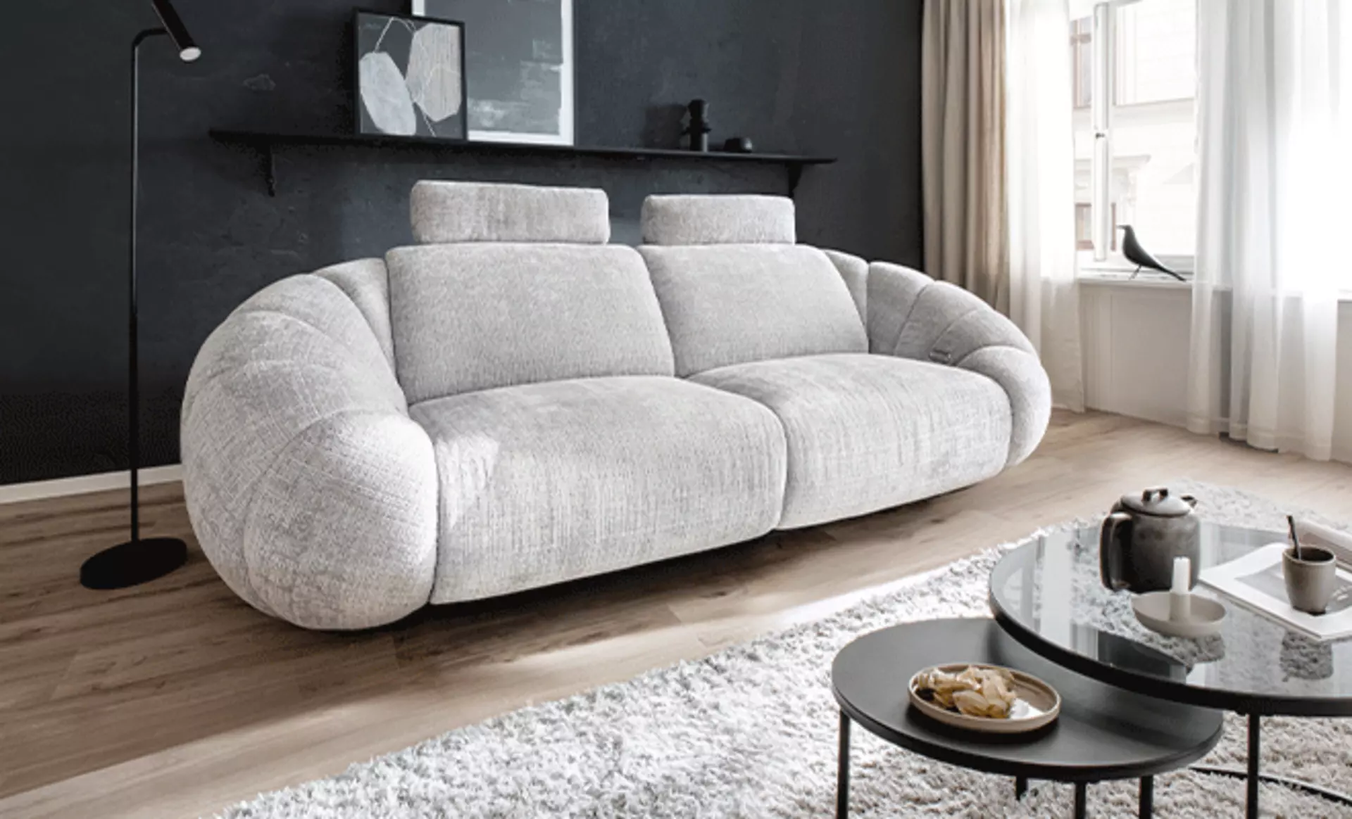 Modernes Sofa von A better Place mit Komfortfunktionen