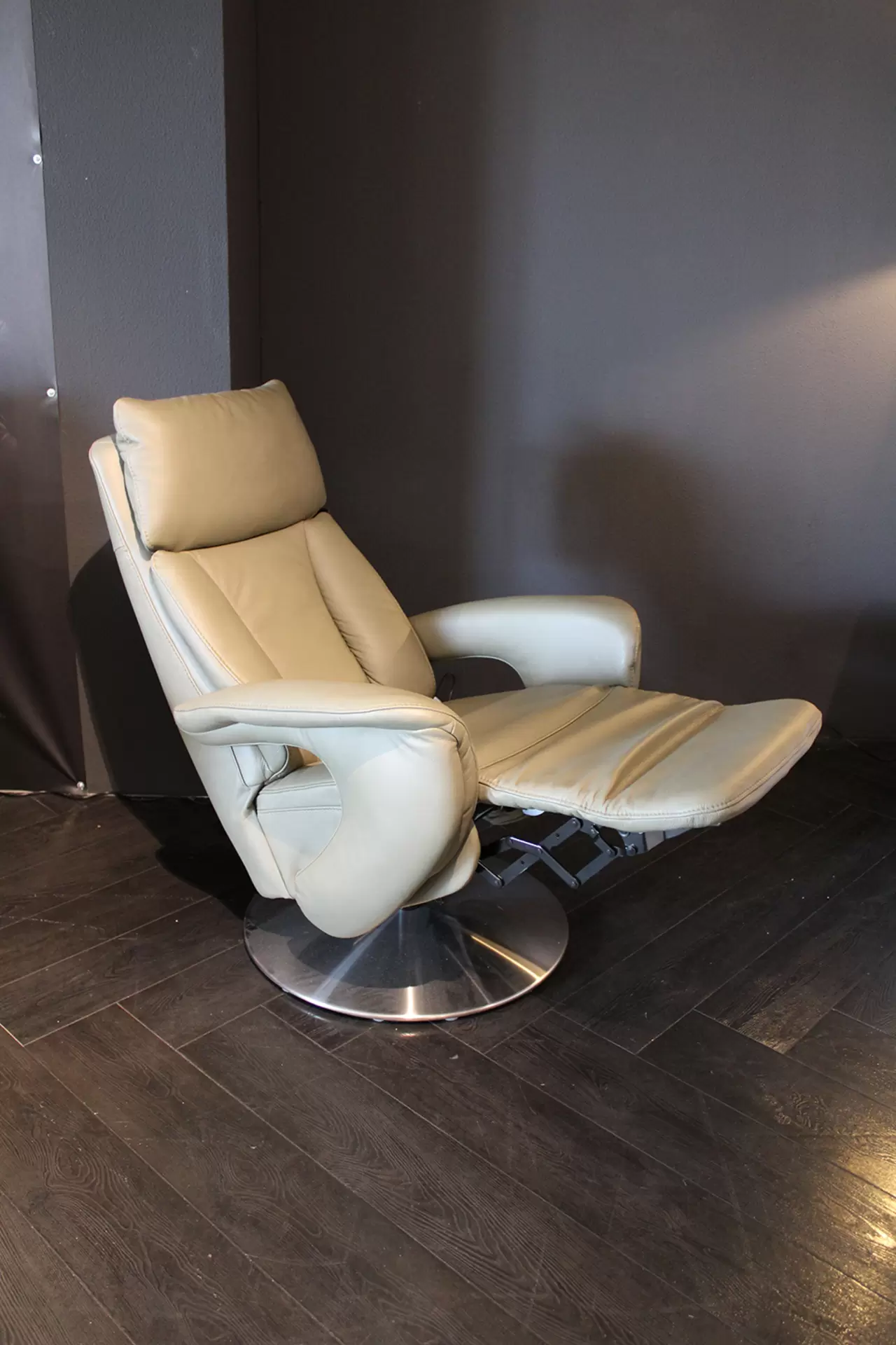 Der Relaxsessel HU-EC22138 von Hukla in Beige