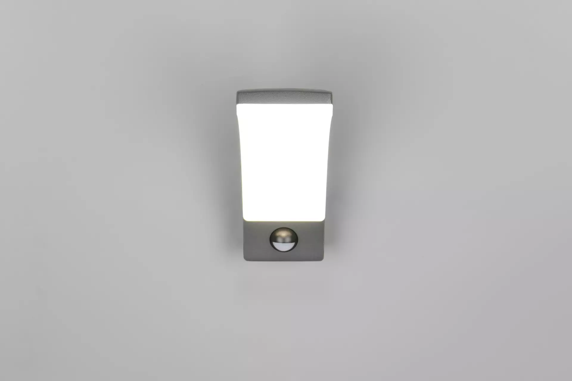 Wand-Aussenleuchte BEJA Reality Leuchten Metall 8 x 22 x 18 cm