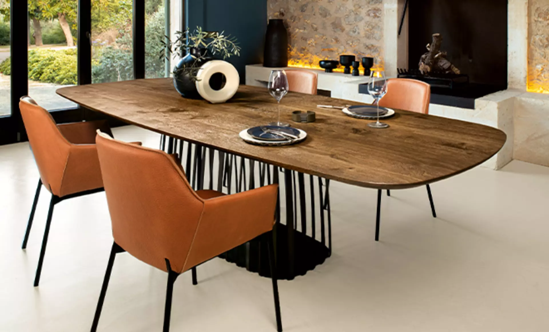 Designer Tische mit Charakter - nachhaltiges Interior von Janua