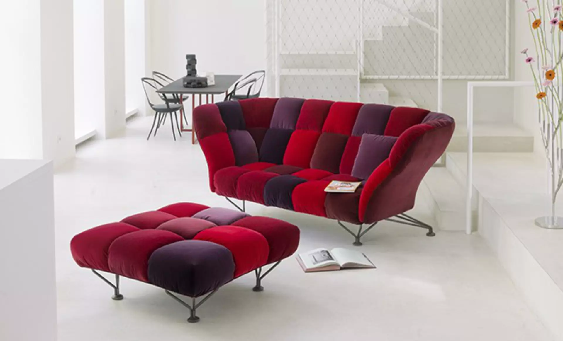 Designer Sofa und Hocker von Driade bei interni by inhofer