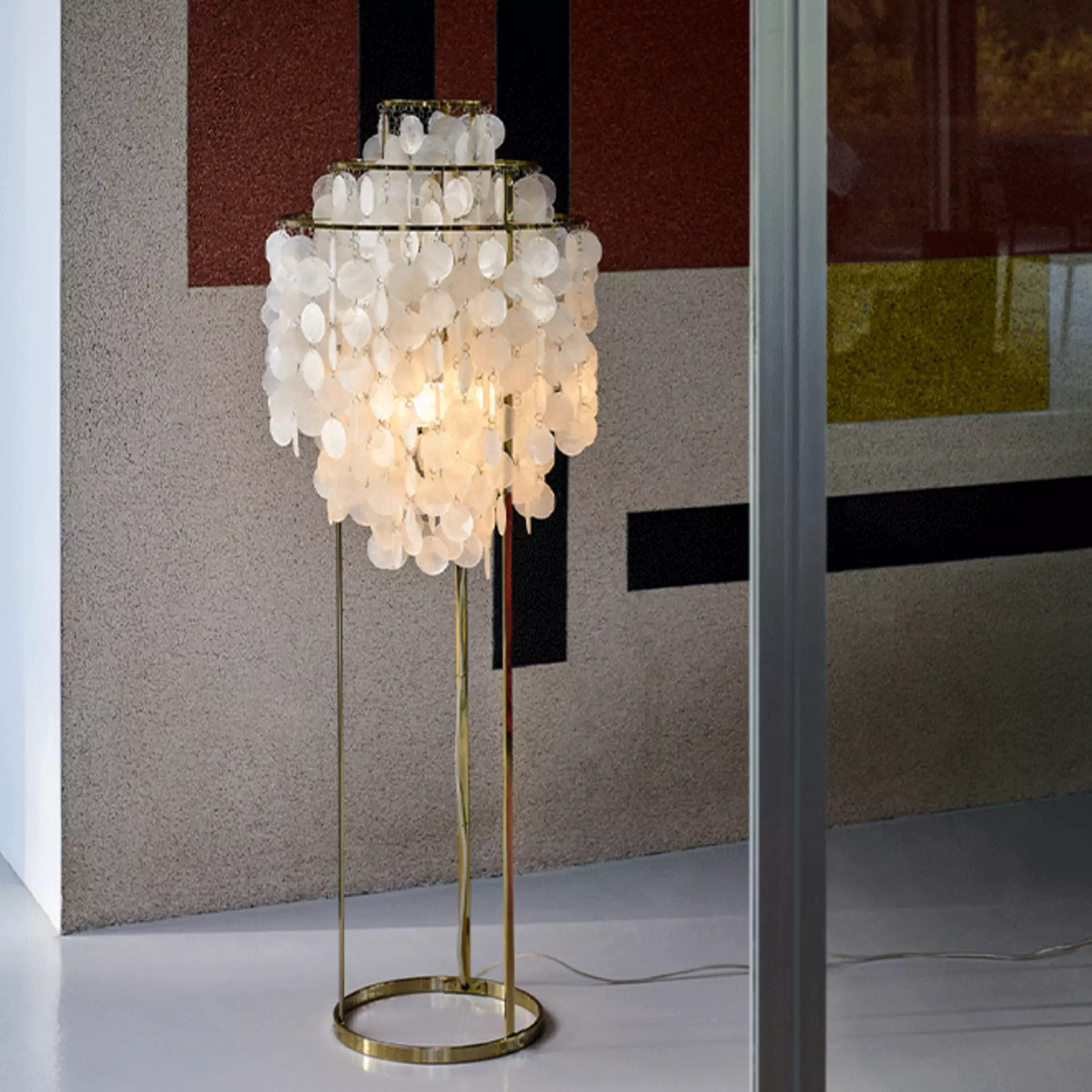 Die Panton Stehleuchte der Kollektion FUN 1STM