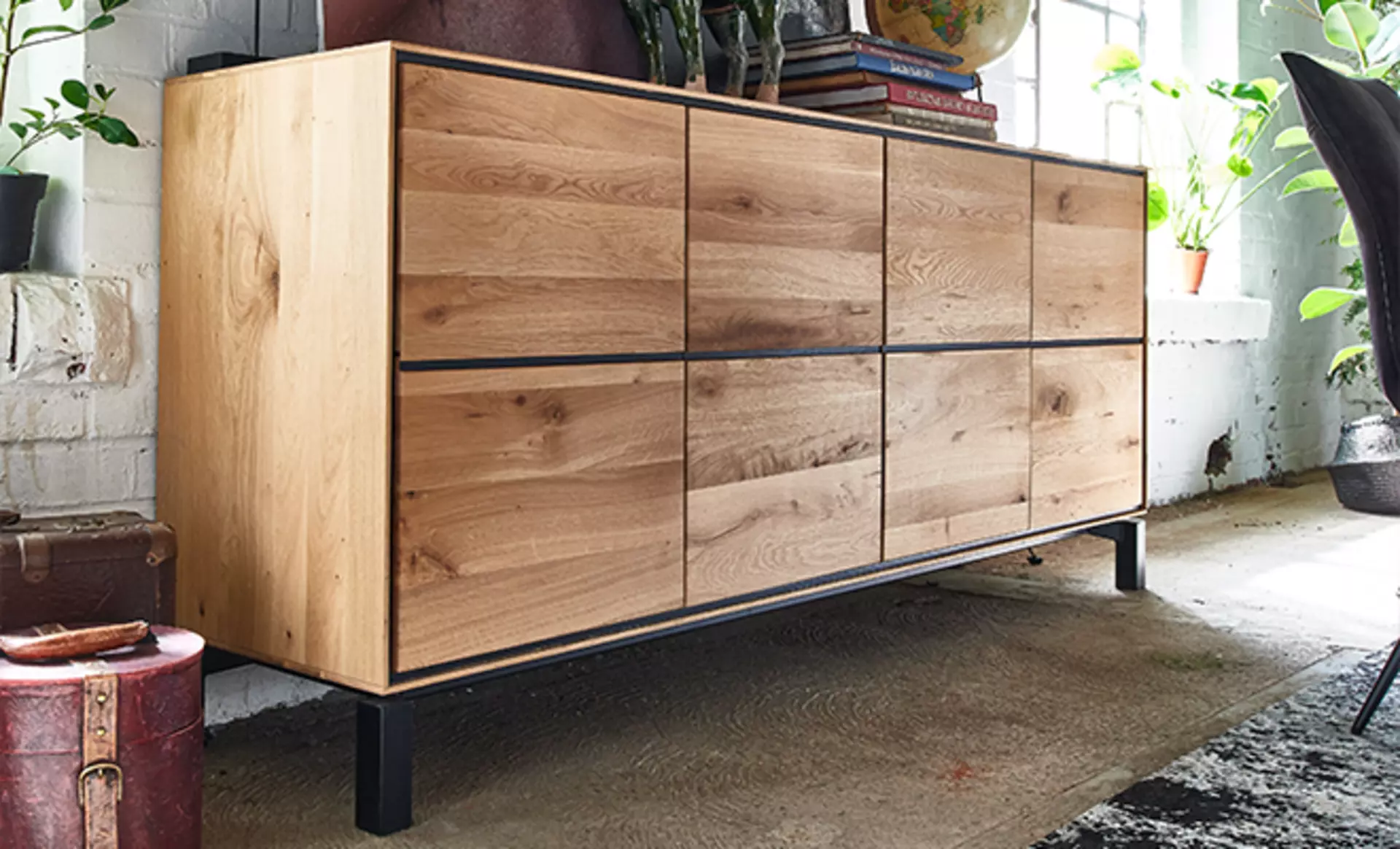 Die Bodahl Birmingham Serie Sideboards zeichnen sich durch Ihre rustikale optik und perfekte Verarbeitung aus.