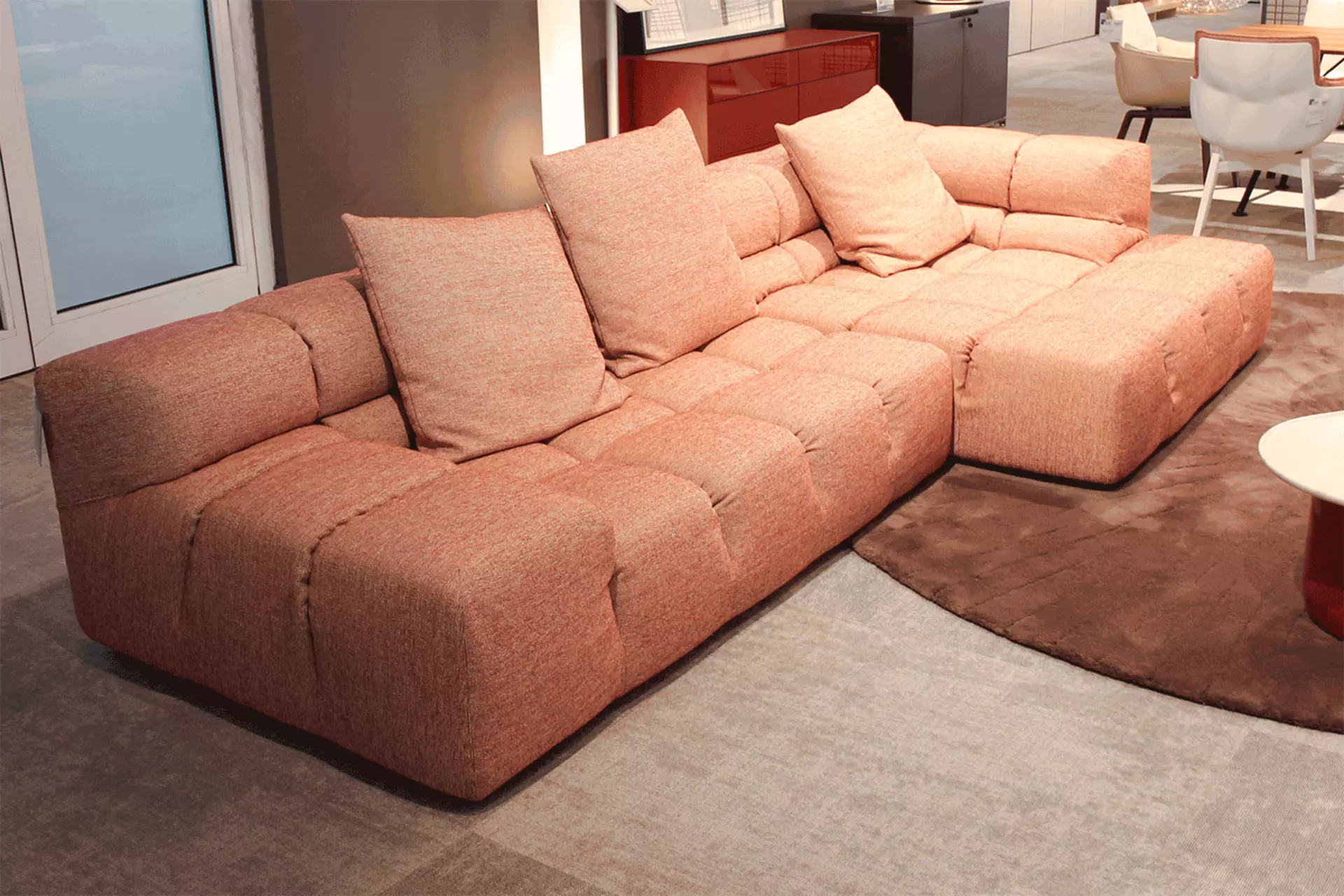 TUFTY Time Sofa