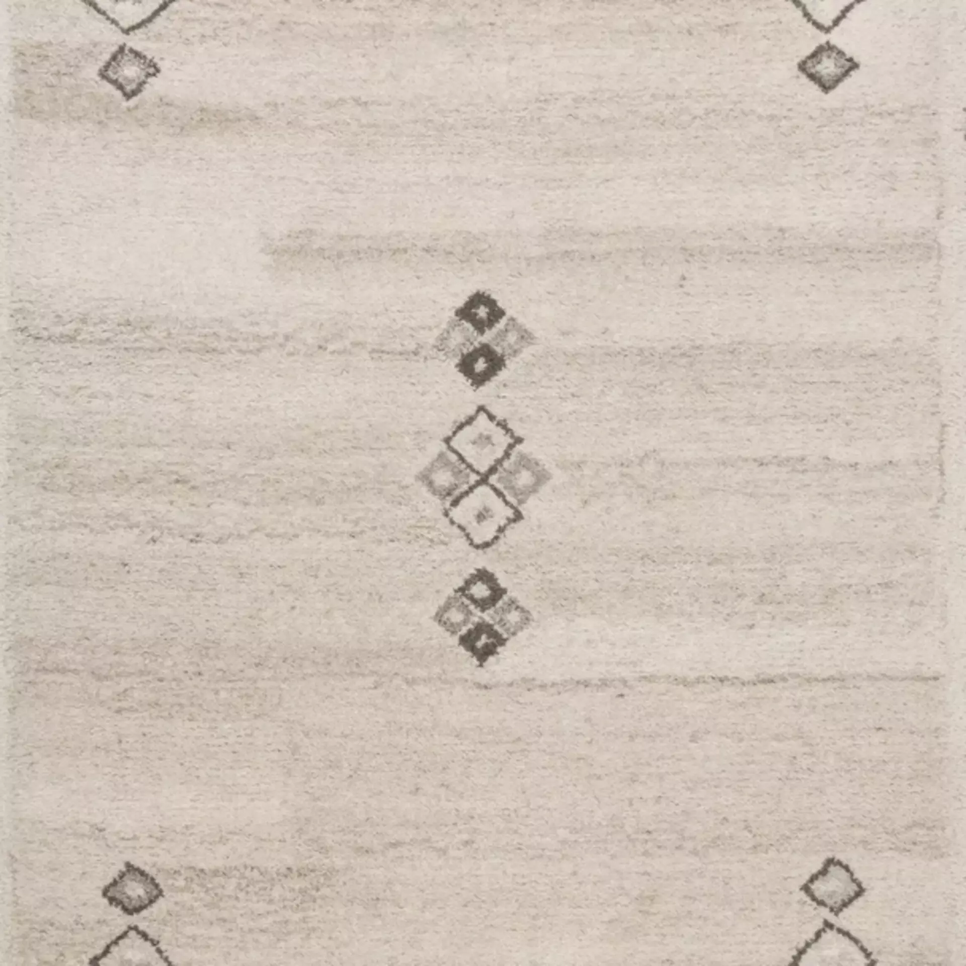 Berberteppich aus Naturmaterial mit typischen Ornamenten