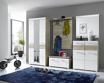 3. Bild von Garderobenpaneel inDoor Holzwerkstoff