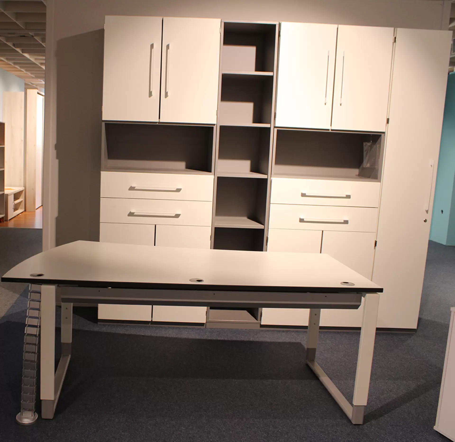 Das Büro OBJEKT PLUS von Röhr Bush
