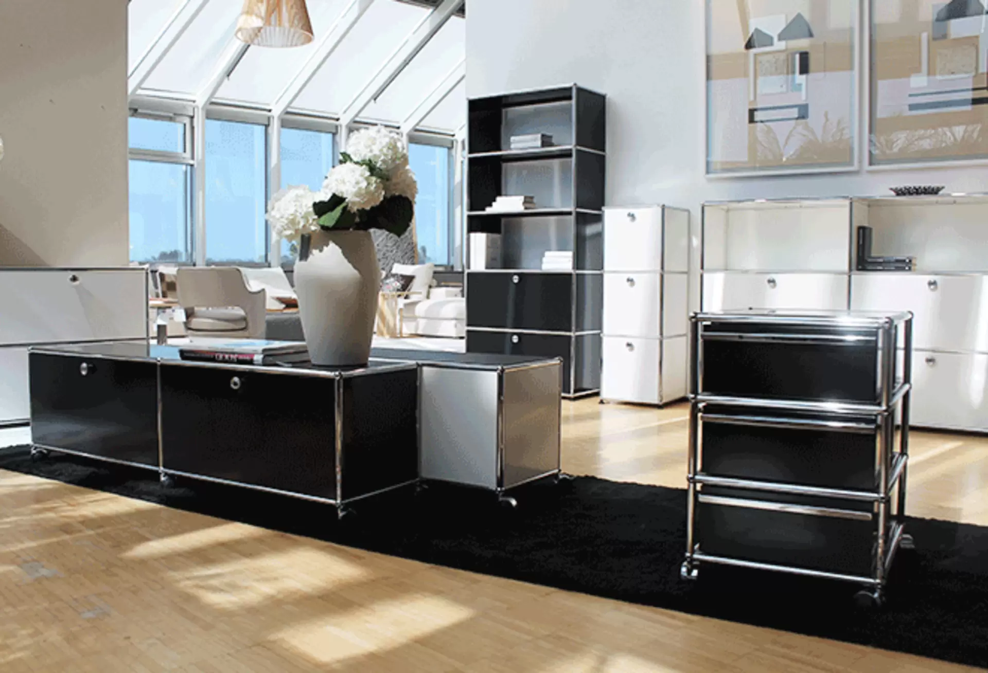 Sideboards, Highboards und mehr Lieblingsmöbel von USM in Schwarz und Weiß bei interni by inhofer in Senden