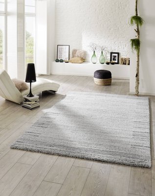 2. Bild von Hochflorteppich ca. 130 x 67 cm beige