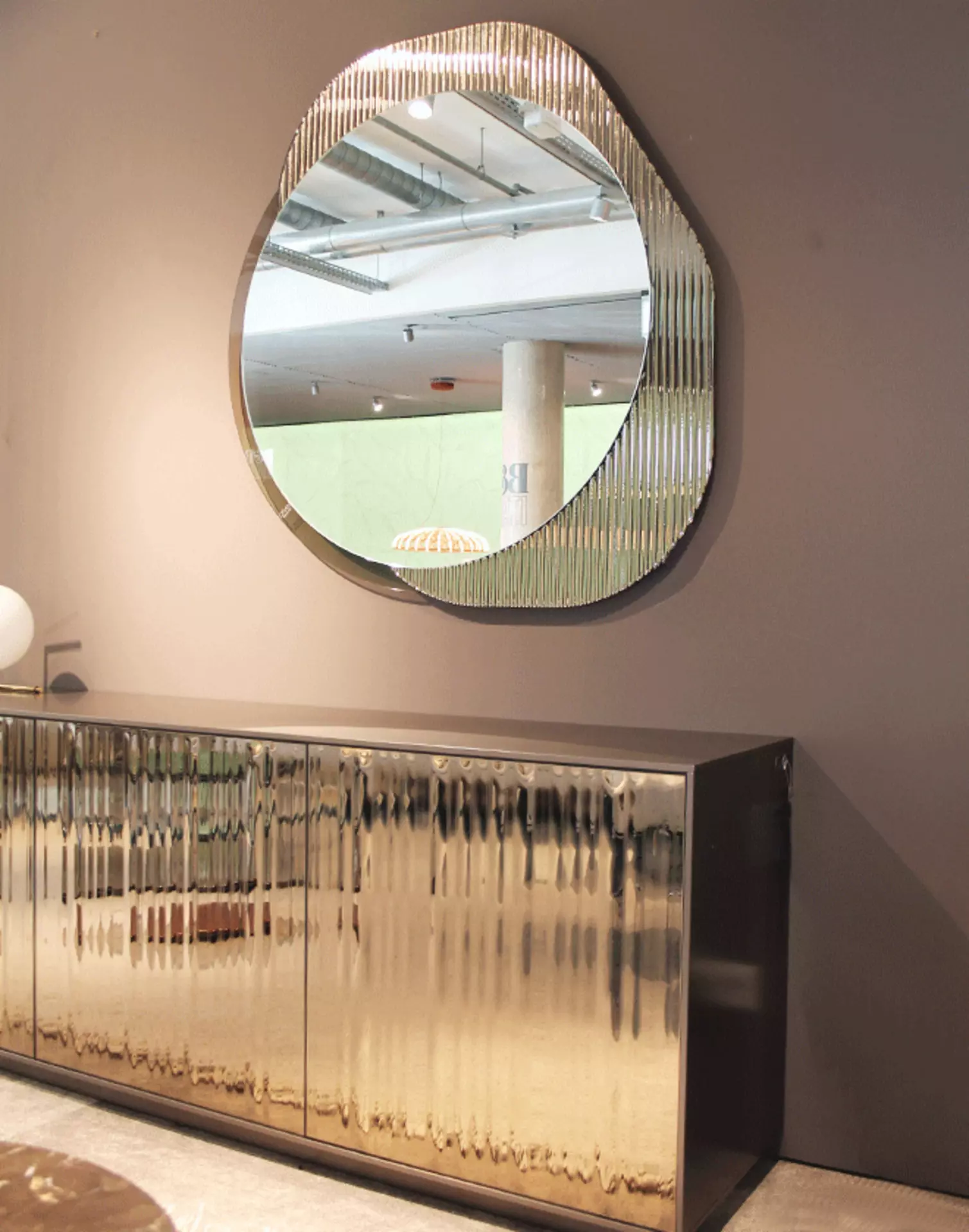 Echo Line Sideboard und Shift Spiegel von FIAM bei interni by inhofer