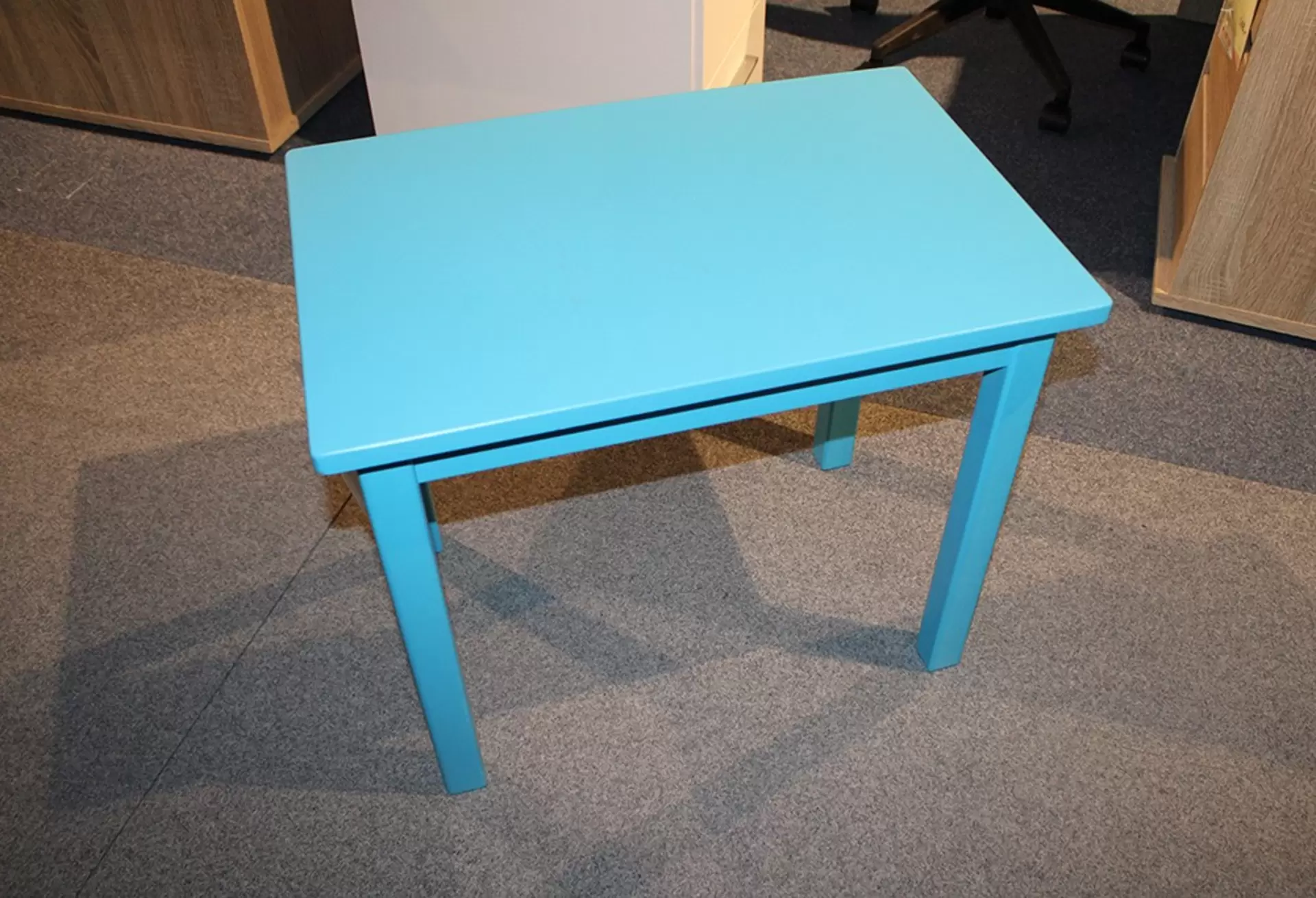 Kindertisch von Baff in blau