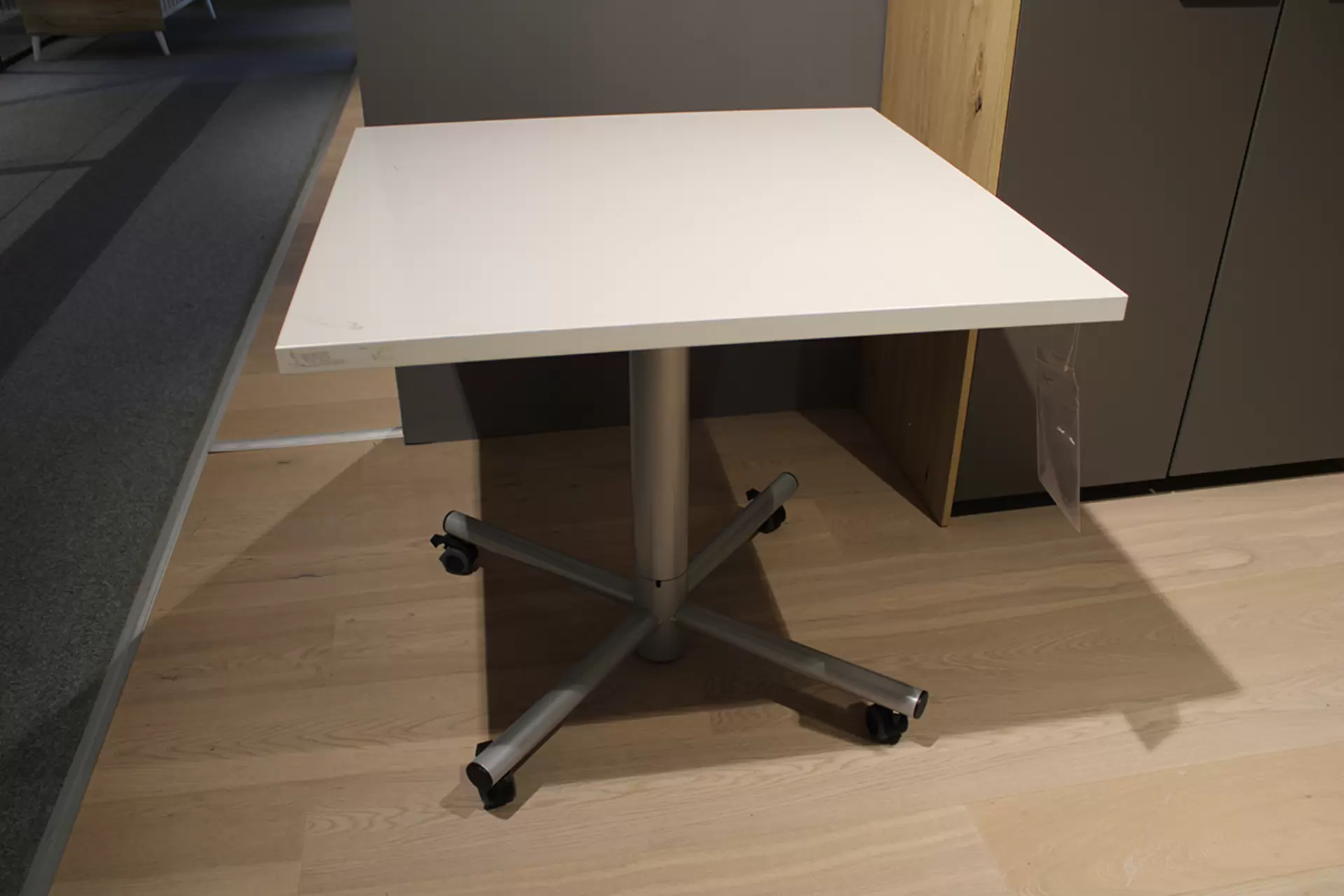 Beistelltisch TECHNO Höhenverstellbar