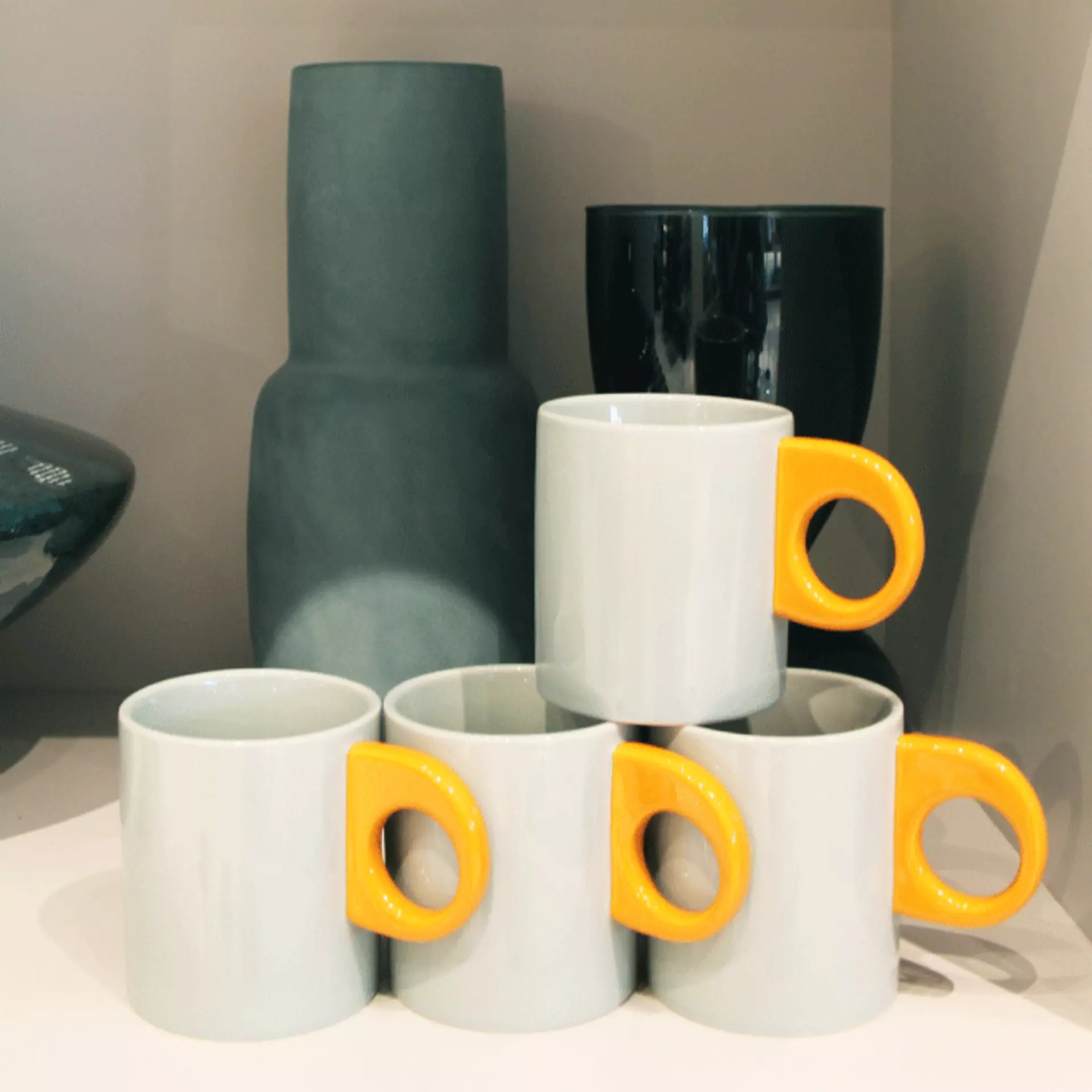 Tassen und mehr für den farbenfrohen Alltag