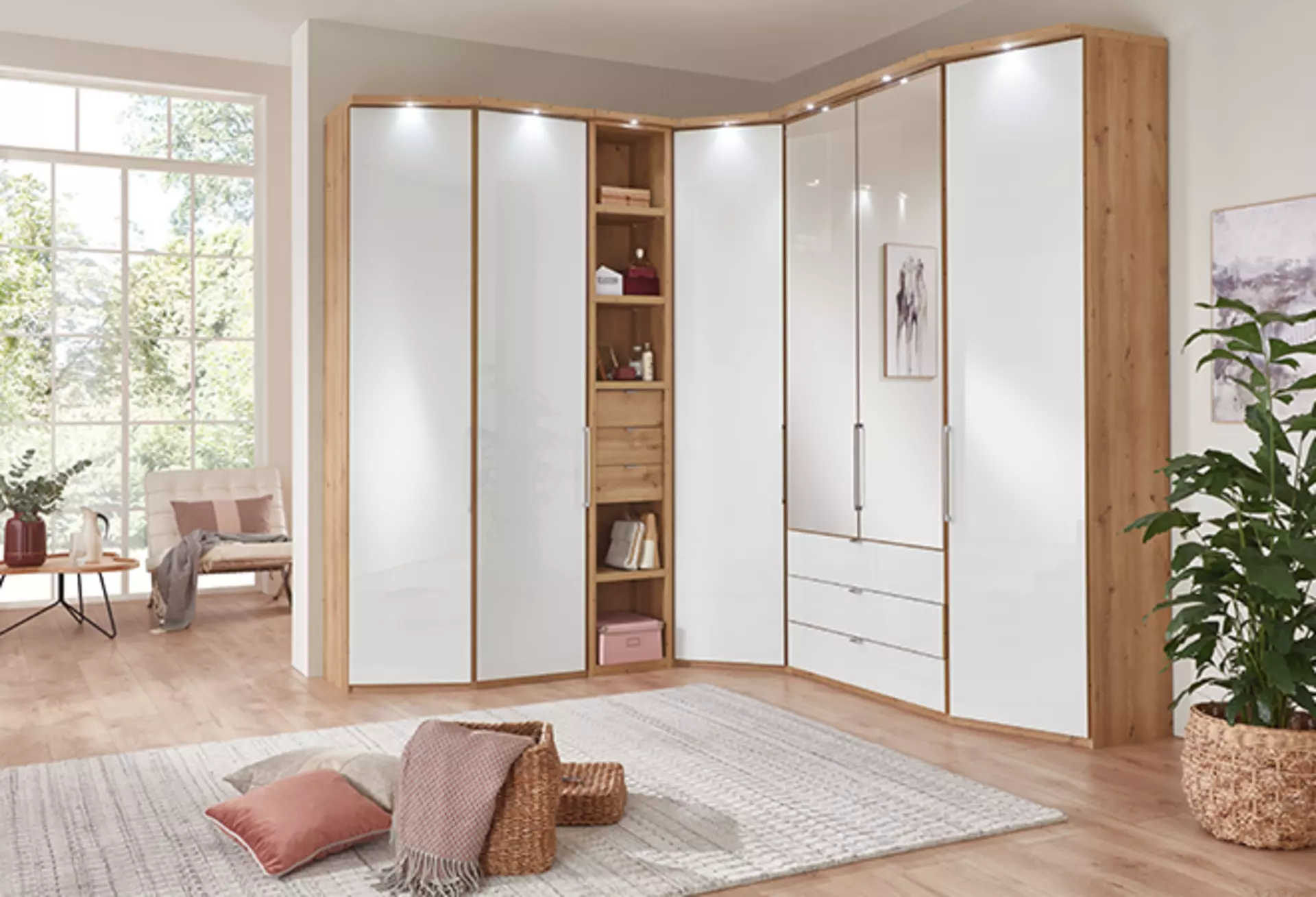 Maßgeschniederter Eckschrank von Wiemann