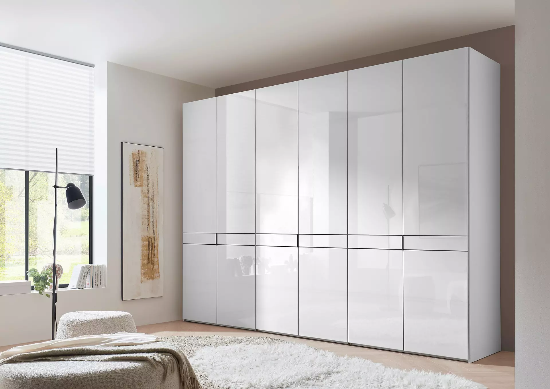 Drehtürenschrank