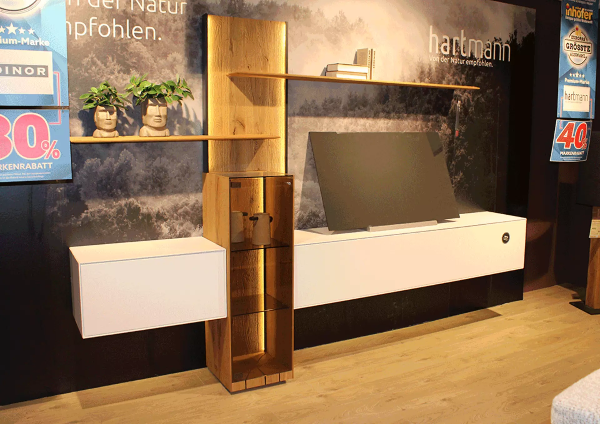 Abverkaufs Wohnwand mit Geschlossener kommode