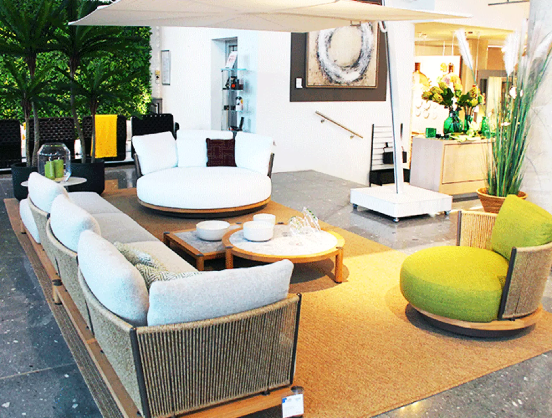 Eleganter Luxus für den Außenbereich: Die Daylight Kollektion von Minotti bei interni by inhofer