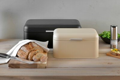 2. Bild von Brotkorb Metall schwarz