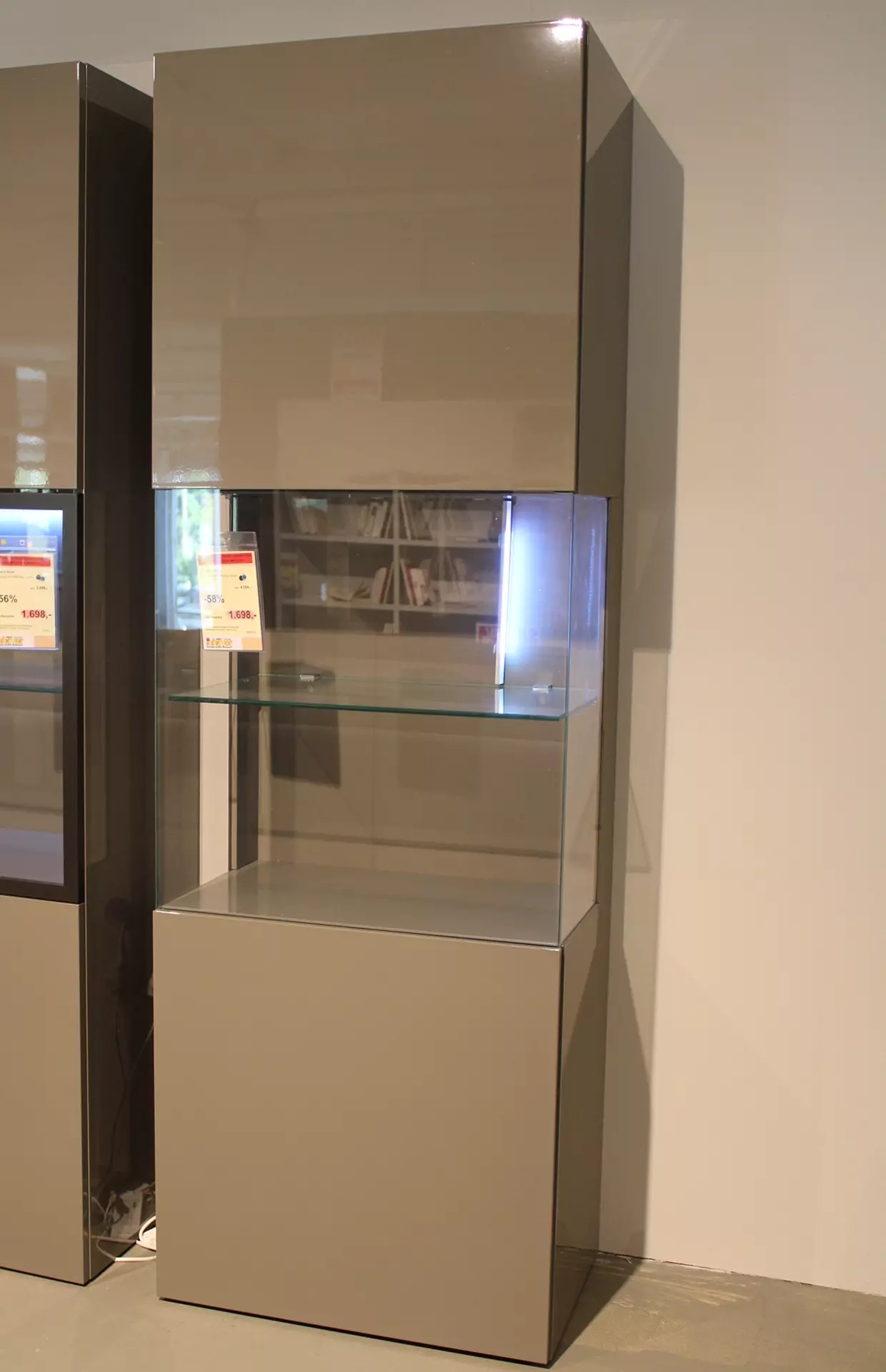 Vitrine DUCALE Lack Steingrau