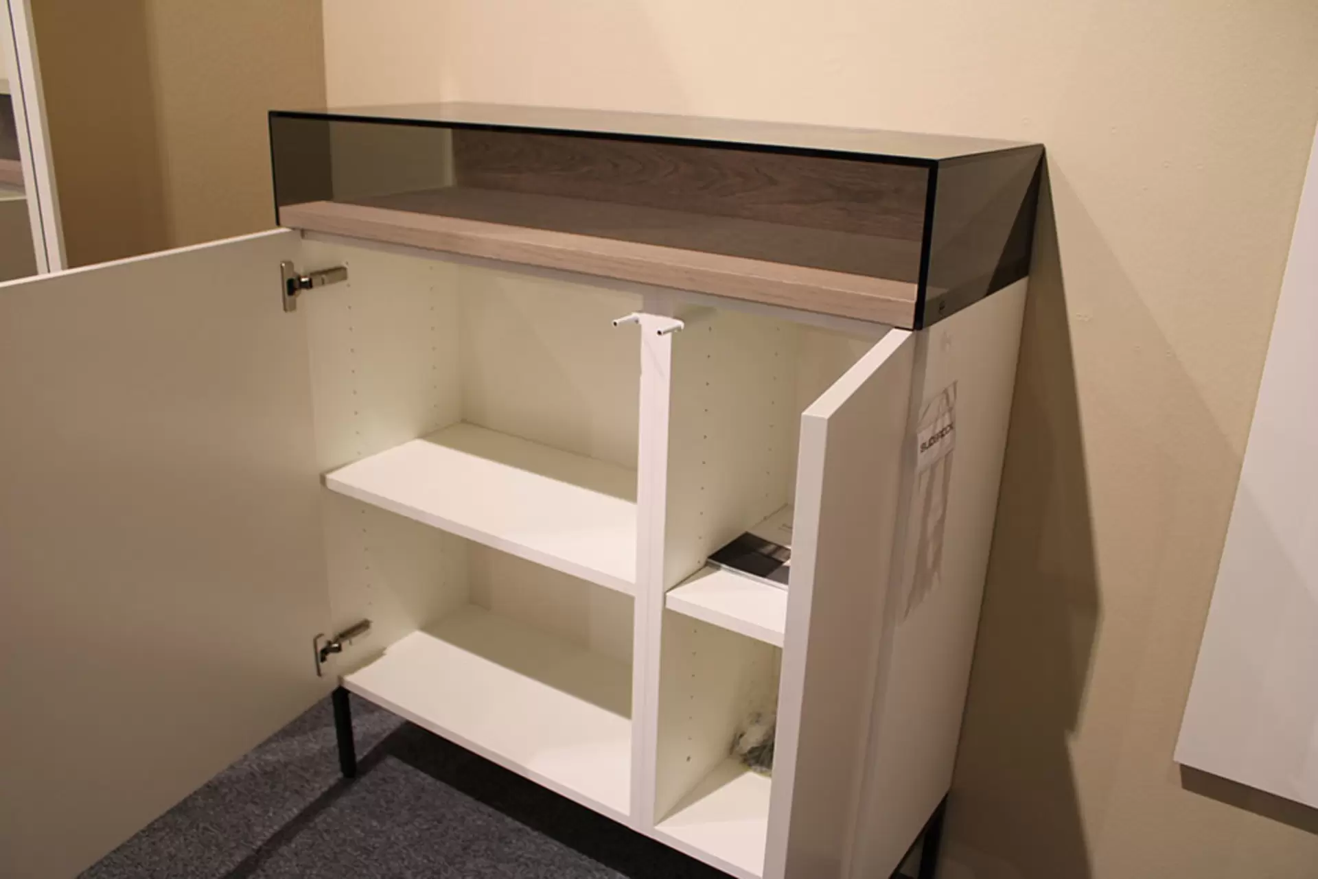 Garderobe KAYA