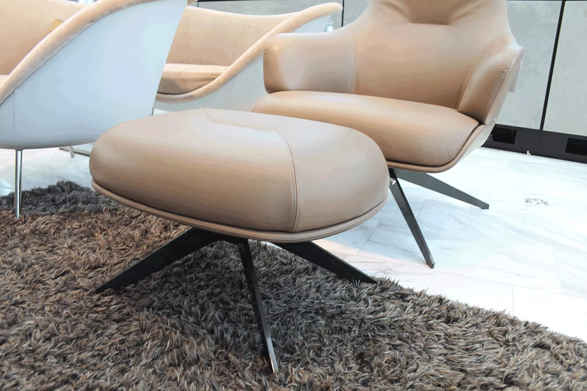 KENSINGTON Sessel mit Hocker Molteni&C 