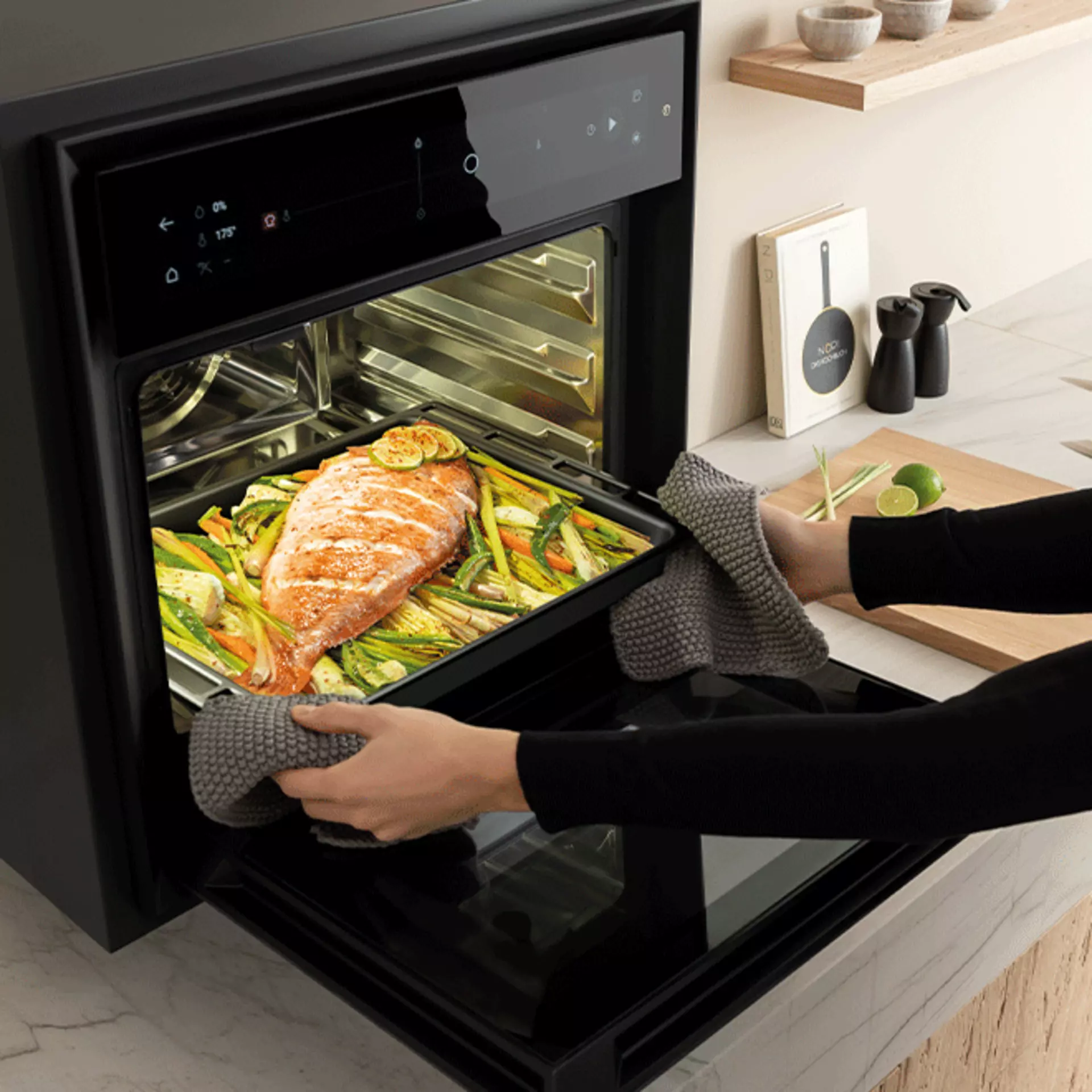 BORA X BO: Der Profi-Dampfbackofen für Zuhause bei Möbel Inhofer in Senden